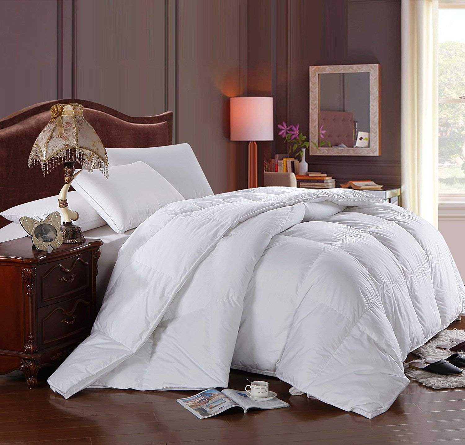Full/Queen : Soft, Light, Warm Down Comforter, 650 Fill Power, 100% Cotton Cover/Shell, 300 Threadcount, Solid White, Queen