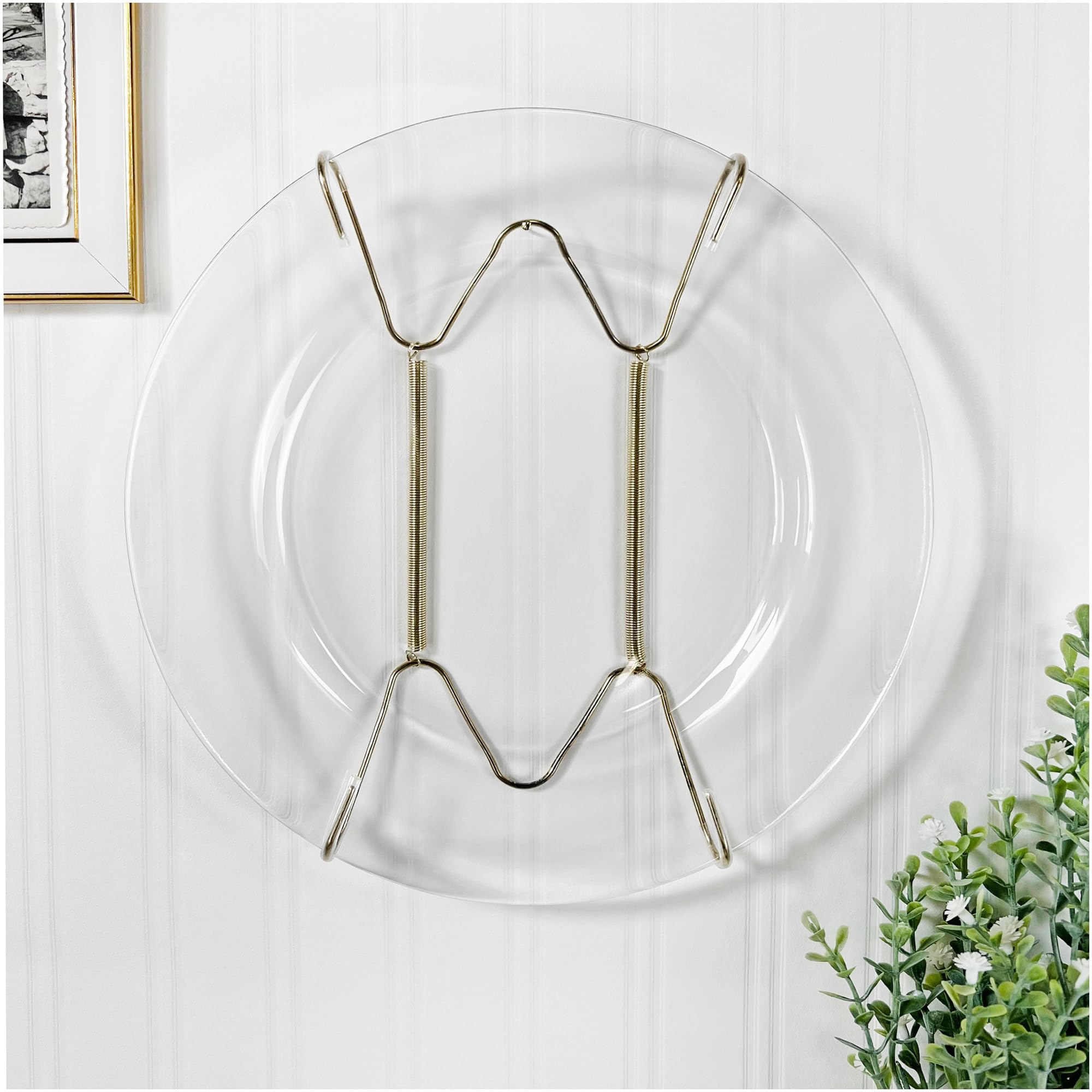 Plymor Gold Finish Wall Mountable Tray And Platter Hanger, 8.25'' H X 4.75'' W X 0.875'' D (For Trays Or Platters 10'' - 16'')