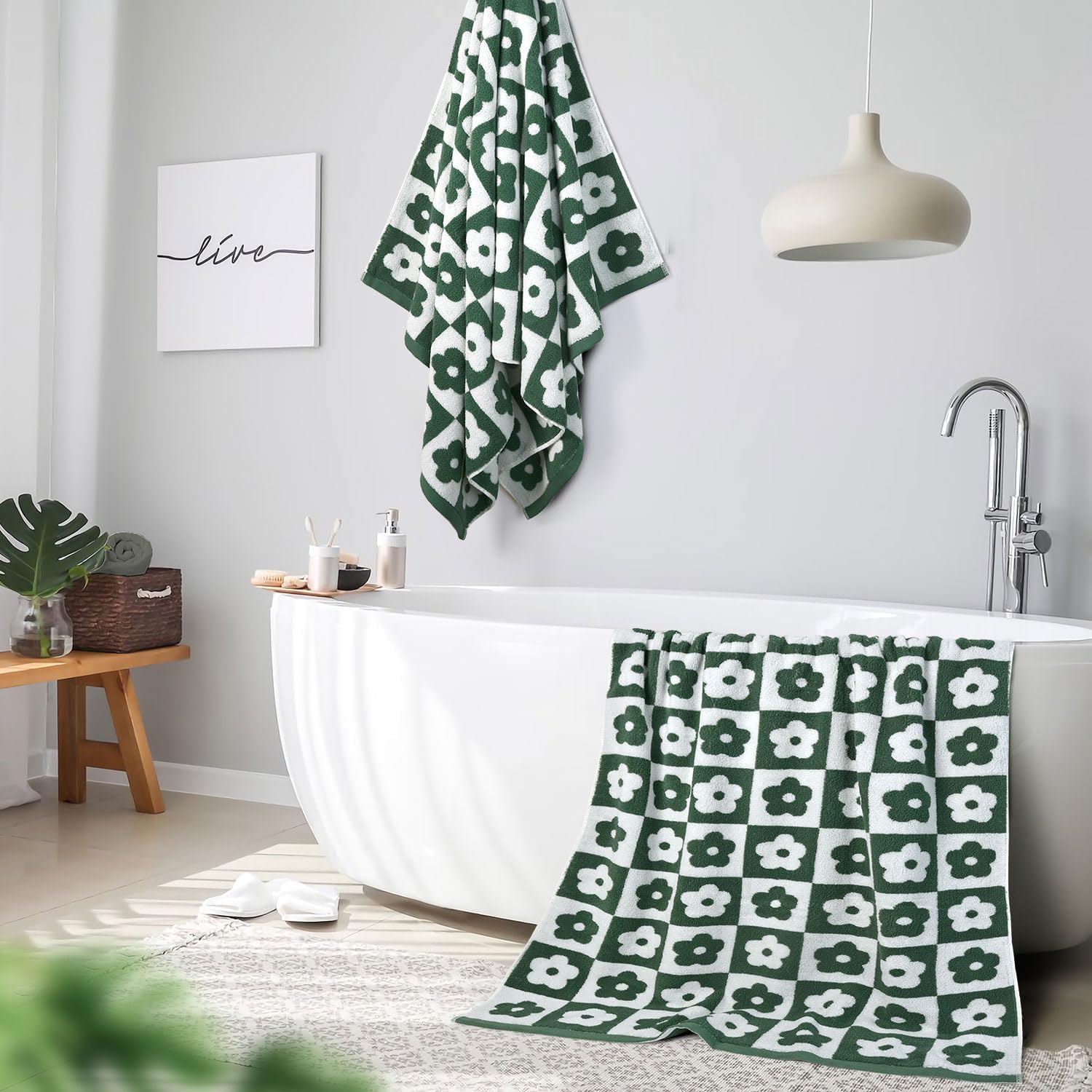 Jacquotha Bath Towels Set Of 2 Checkered Floral - Quick Dry Cotton Towels Decorative In Forest Green & White, Bathroom Essential