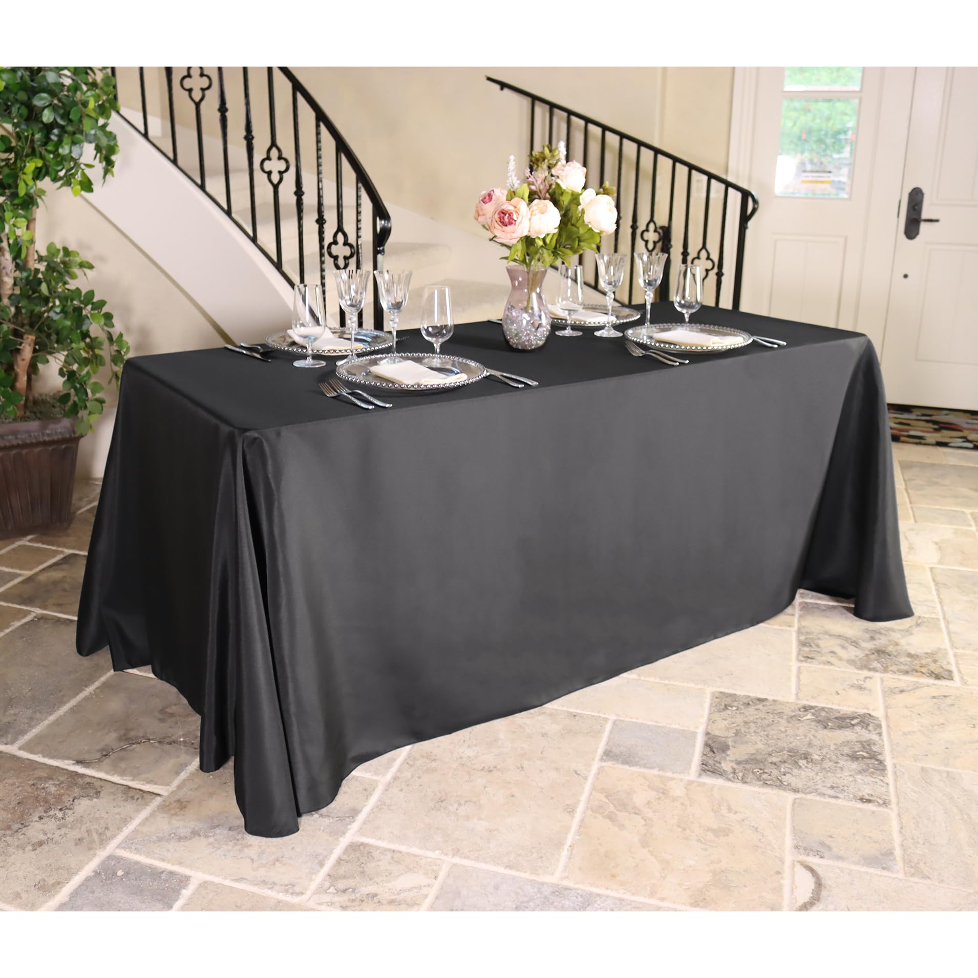 Ltc Linens Bulk 10-Pack Black Rectangular Tablecloths 90 In X 132 In With Rounded Corners -Ideal For 6 Ft Rectangle Tables Floor