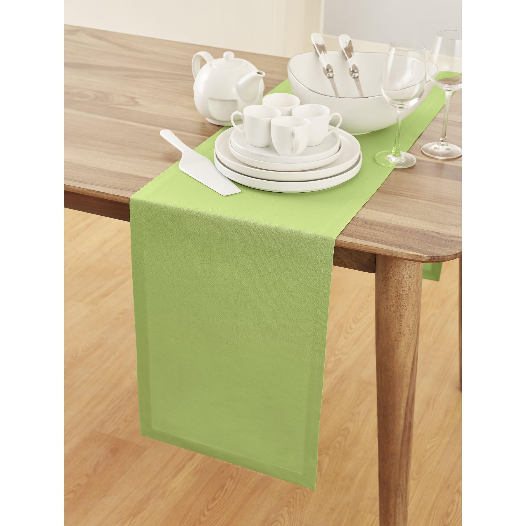 Solino Home Apple Green Table Runner 108 Inches Long - Cotton Linen Table Runner 14 X 108 Inch - Machine Washable Dining Table R