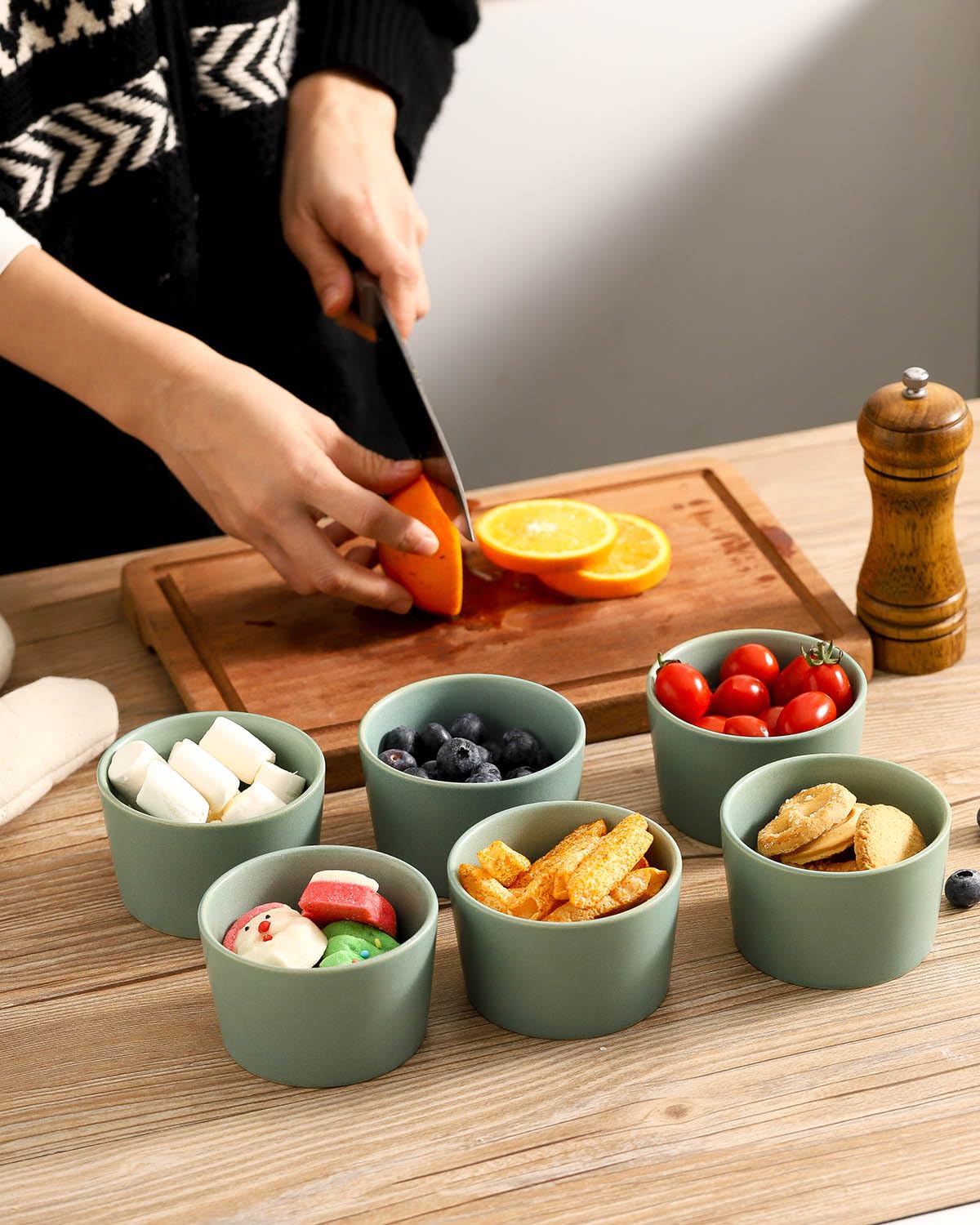 Tikooere Ramekins 6 oz, Oven Safe Souffl   Dishes for Creme Brulee, Souffle, Pot Pie, Stoneware Baking Dishes for Kitchen, Farmh