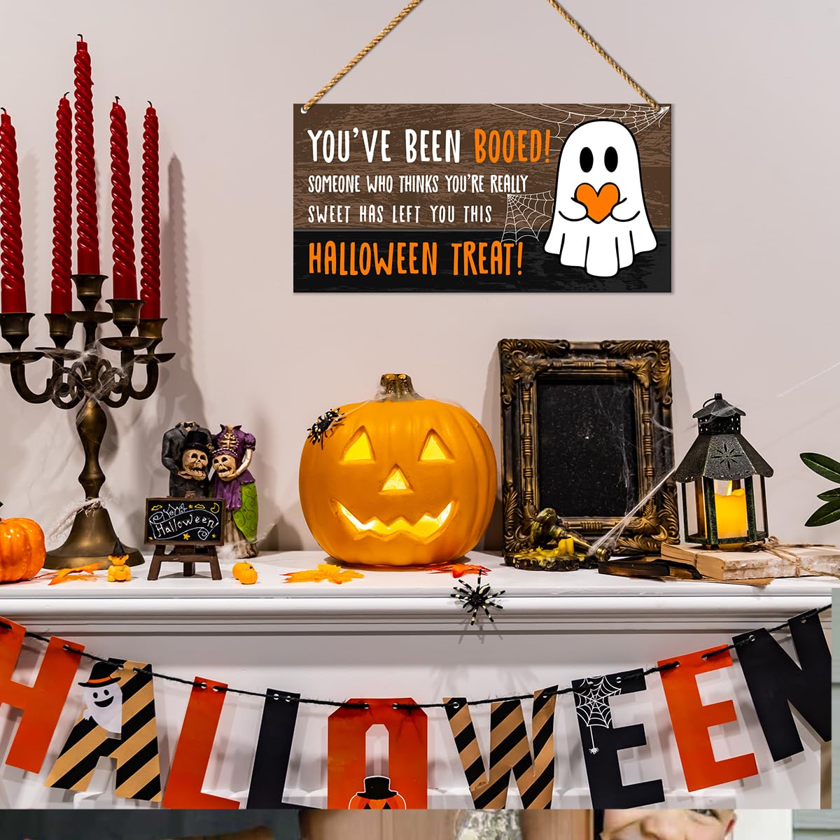 Halloween Candy Sign, Halloween Ghost Decor for Home Porch Patio Candy Bar Wall Hanging Sign Decorations, Trick or Treat