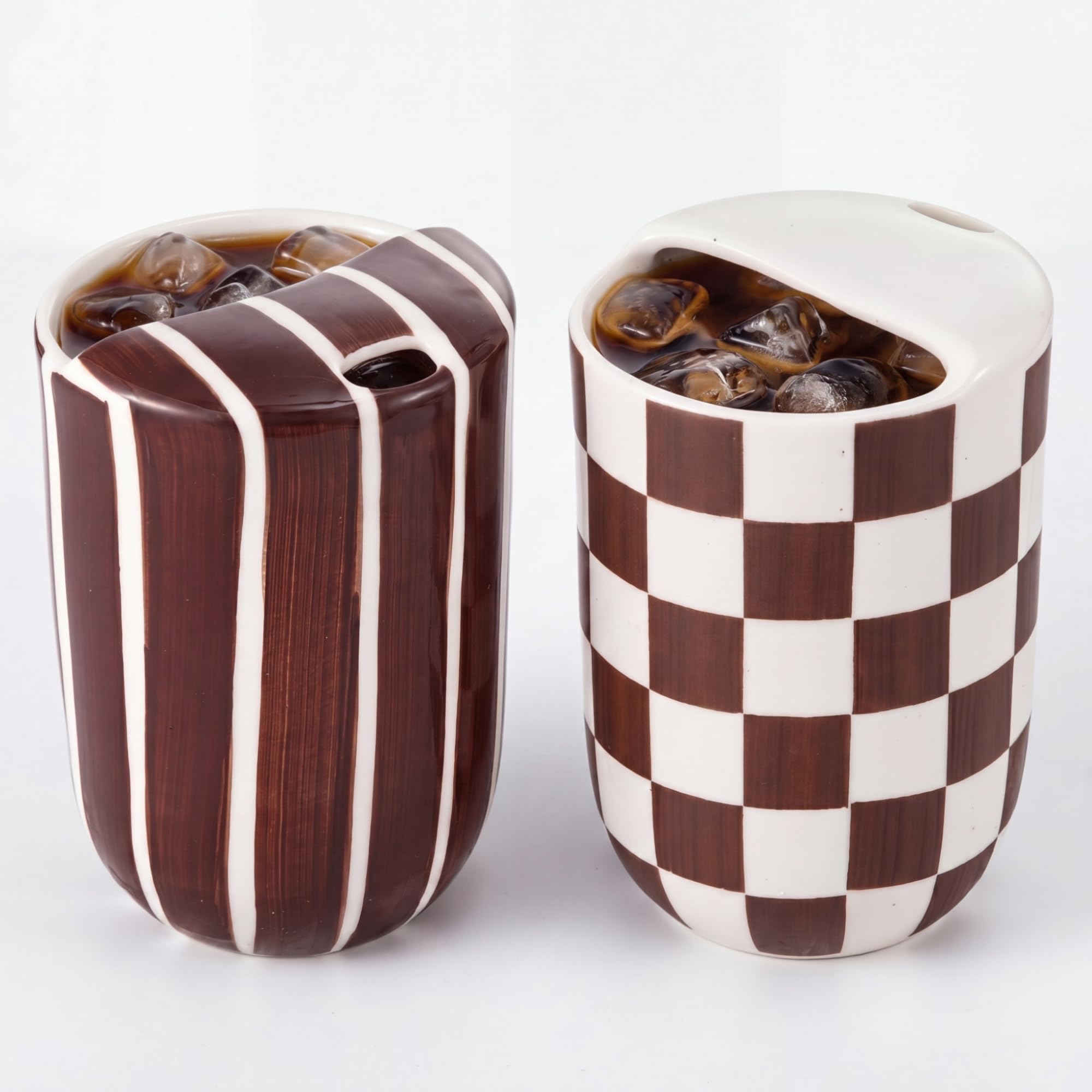 Hushee 2 Pack 16 oz Ceramic Coffee Mugs with Sip Hole, Retro Handpainted Ceramic Travel Mug, Brown White Stripe & Plaid Design,