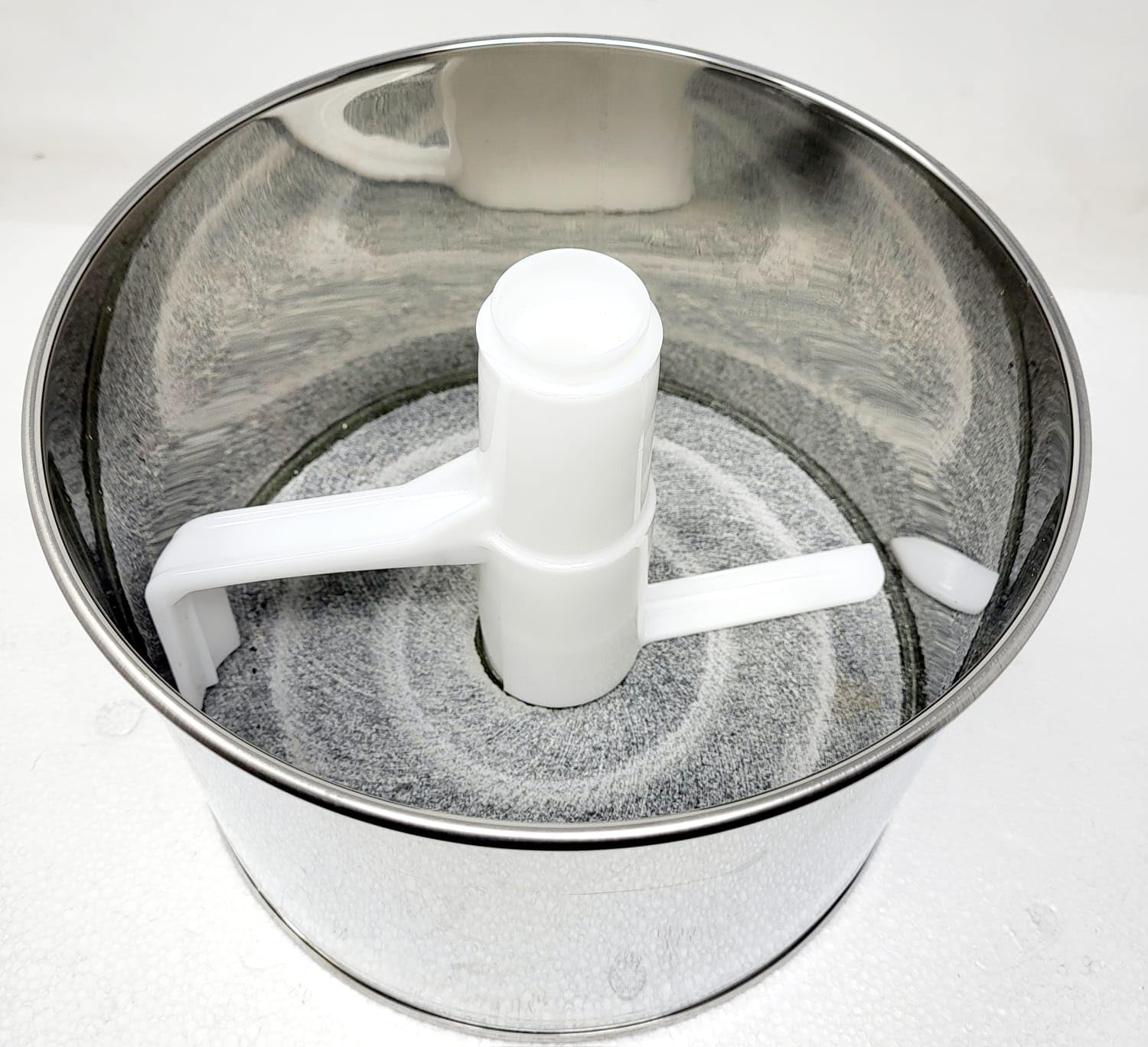 Tabakh Max 2-Liter Stone Wet Grinder With Atta Kneader & Coconut Scraper, 110V, Gray