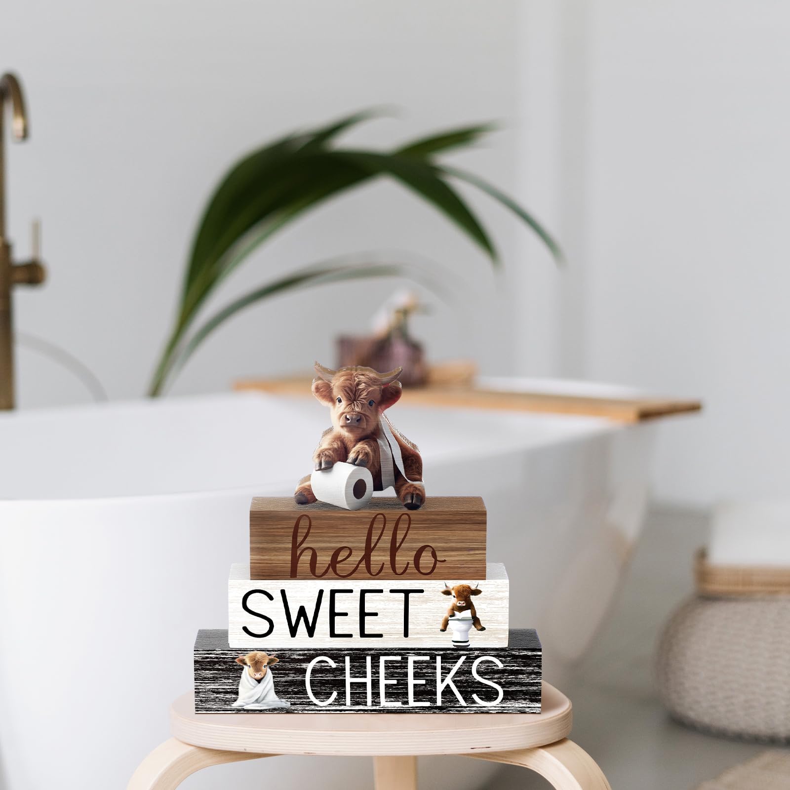 Cinnvoice 4 Pcs Christmas Highland Cow Bathroom Decor Farmhouse Bathroom Decoration Western Hello Sweet Cheeks Table Centerpiece