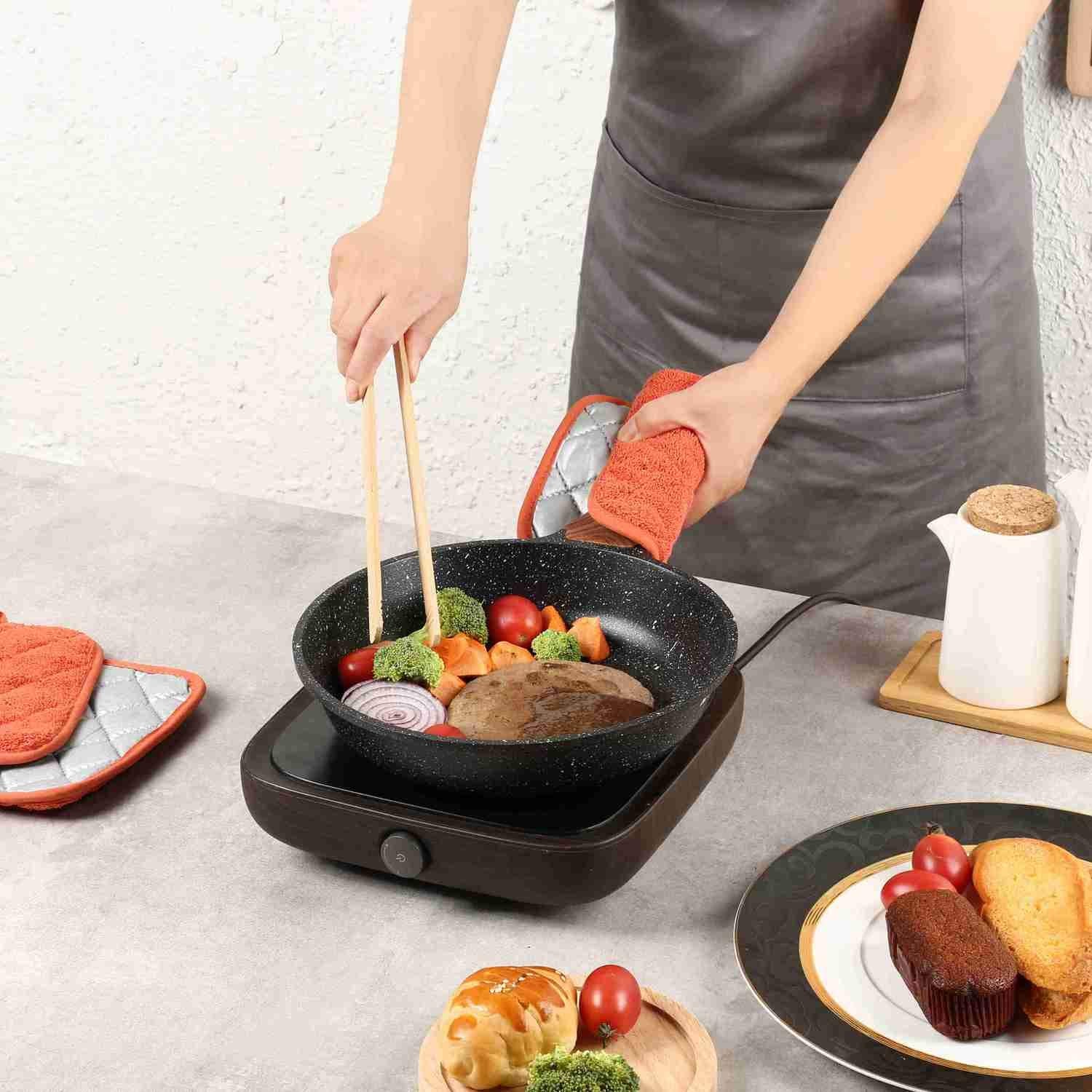 Veikery Oven Pot Holders 100% Cotton,7X7 Inches,3 Packs,Perfect For Cooking, Baking, Serving, Bbq Or Dinner Party (Orange, 3)