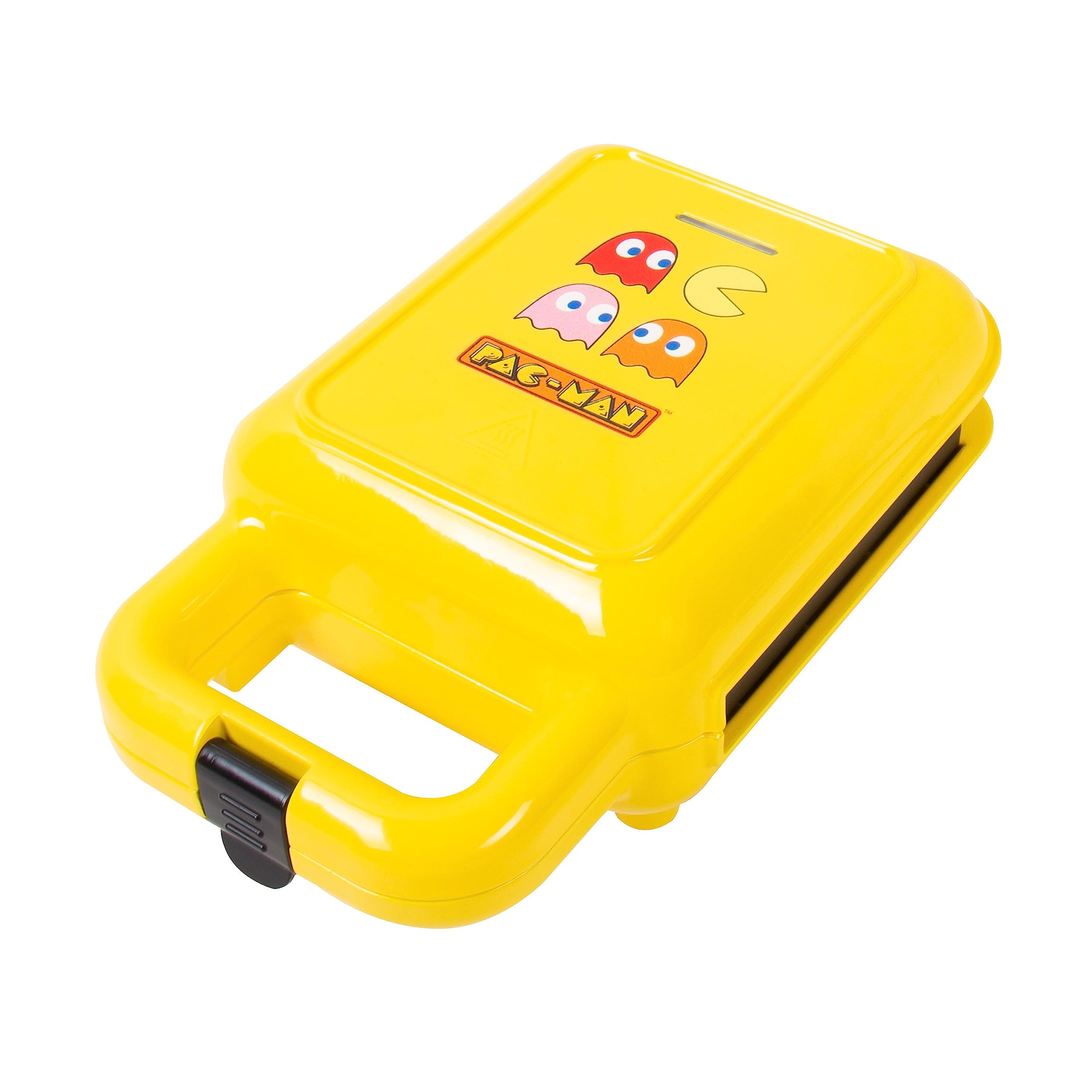 PAC-MAN Waffle Maker. Creates up to Four Delicious Waffles at once  Including PAC-MAN and three Ghosts Shapes. Mains Powered. Officially Licensed PAC-MAN Merchandise from Fizz Creations.
