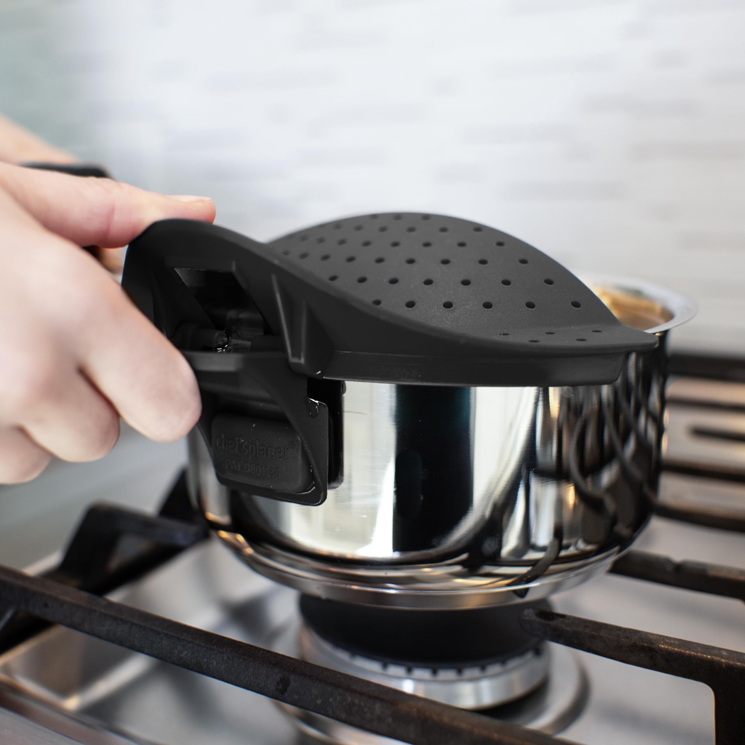 Chef'S Planet Strainer - Pasta Strainer, Strainers For Kitchen, Food Strainer, Kitchen Strainer, Grease Strainer, Pot Strainer,