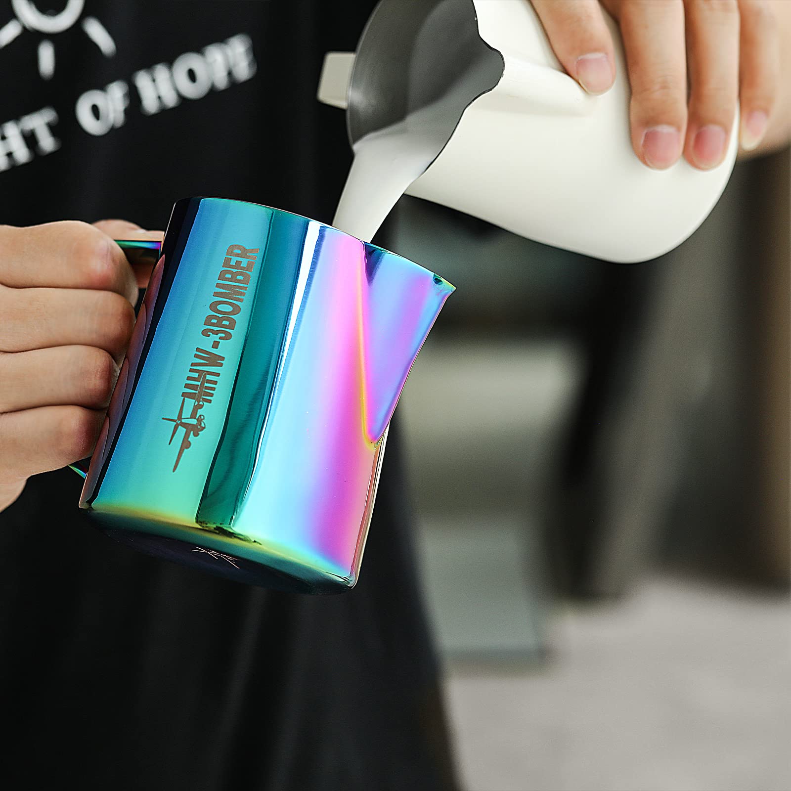 Mhw-3Bomber Milk Frothing Pitcher 16.9Oz/500Ml Latte Art Pitcher Stainless Steel Espresso Steaming Pitcher Colorful Barista Milk