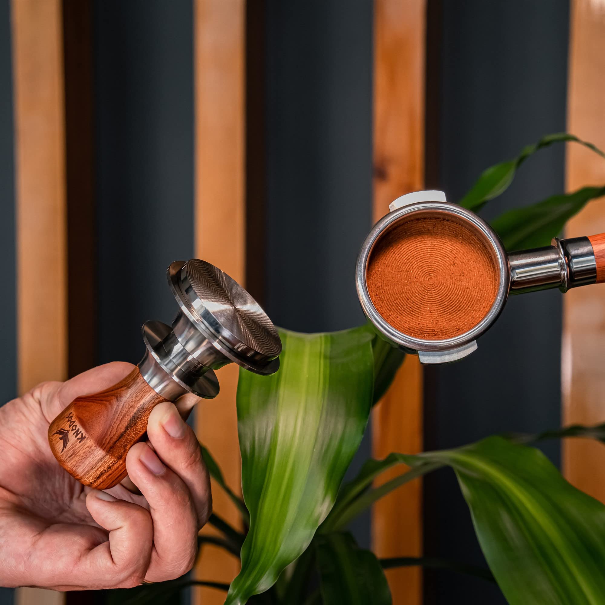 Knodos 58.5Mm Calibrated Coffee Tamper V2 With Self Leveling & Double Spring-Loaded Design Rosewood 30Lbs Tamper For Espresso Ma