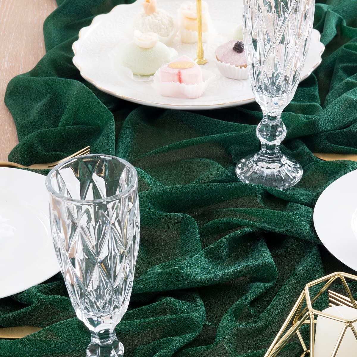 Socomi 10Pcs Emerald Green Gauze Table Runner Bulk 10Ft Chiffon Like Wedding Table Runner For Bridal Shower Decorations Baby Sho