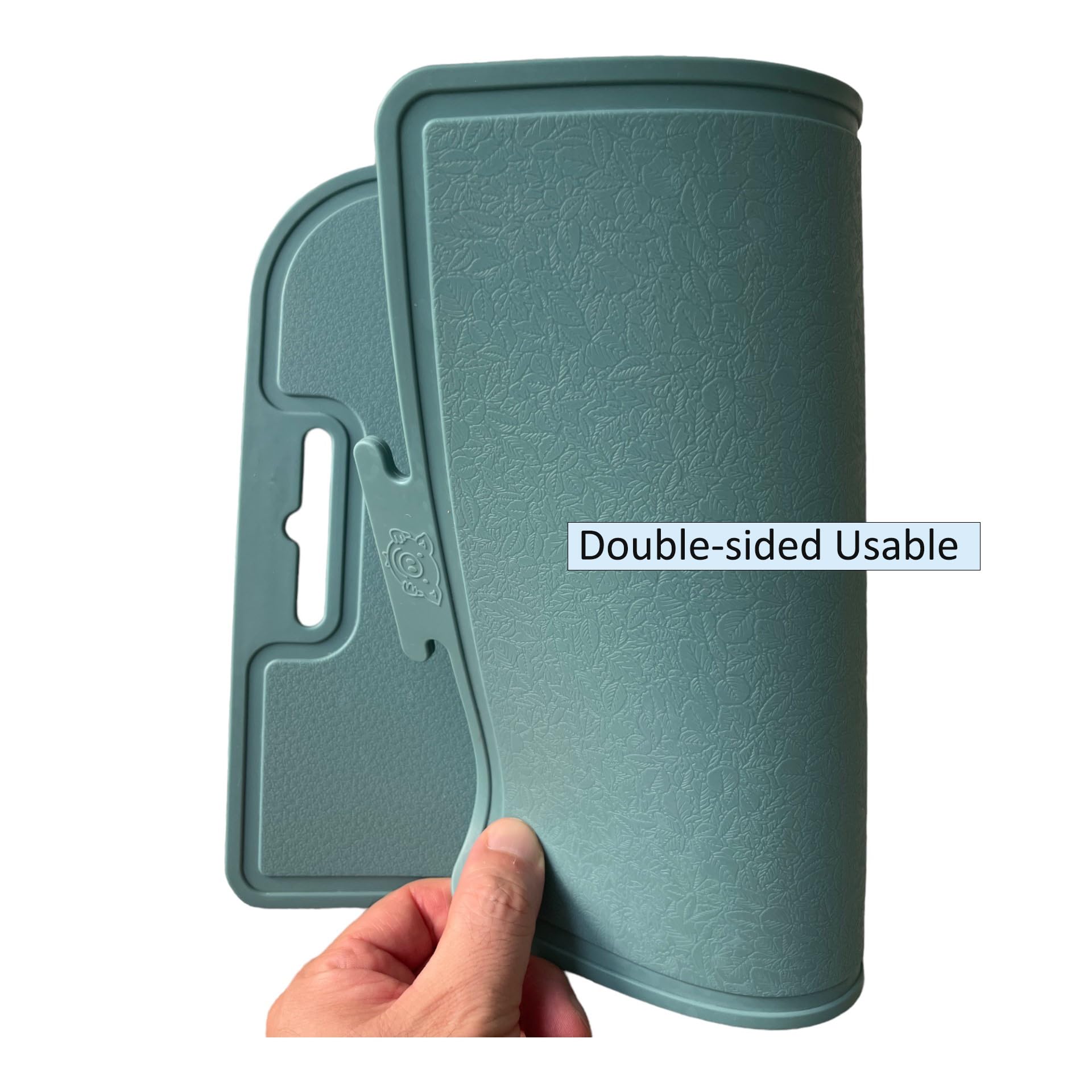 cozymomdeco Korean Made Thick Silicone Double-Sided Usable Cutting Board 14.3 x 9.7 Foldable Design Drip Groove Grip Handle Dish