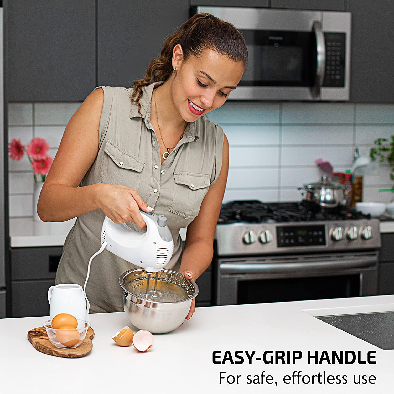 Ovente Portable 5 Speed Mixing Electric Hand Mixer With Stainless Steel Whisk Beater Attachments & Snap Storage Case, Compact Li
