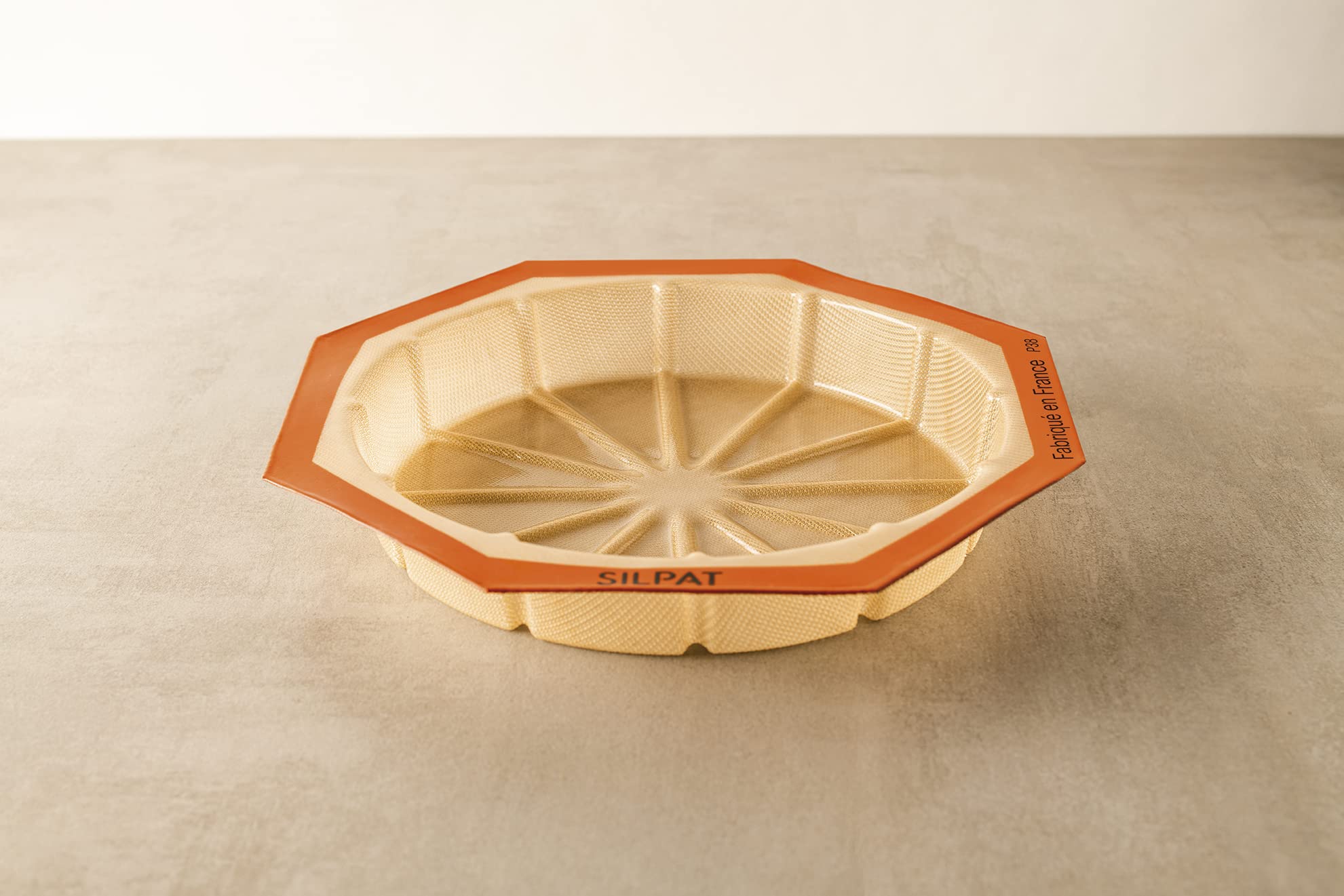 Silpat The Original Round Cake Mold - 12 Portions