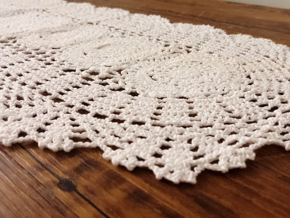 Laivigo Handmade Crochet Lace Oval Lucky Flower Tablecloth Table Runner Doilies Doily,12 X 51Inch,White