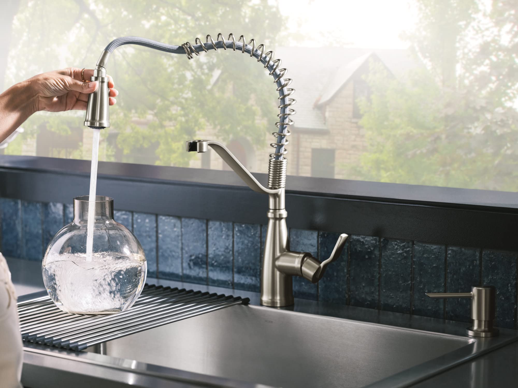Moen Nolia Spot Resist Stainless One-Handle Pre-Rinse Spring Pulldown Kitchen Faucet, Single Hole Kitchen Sink Faucet With Soap