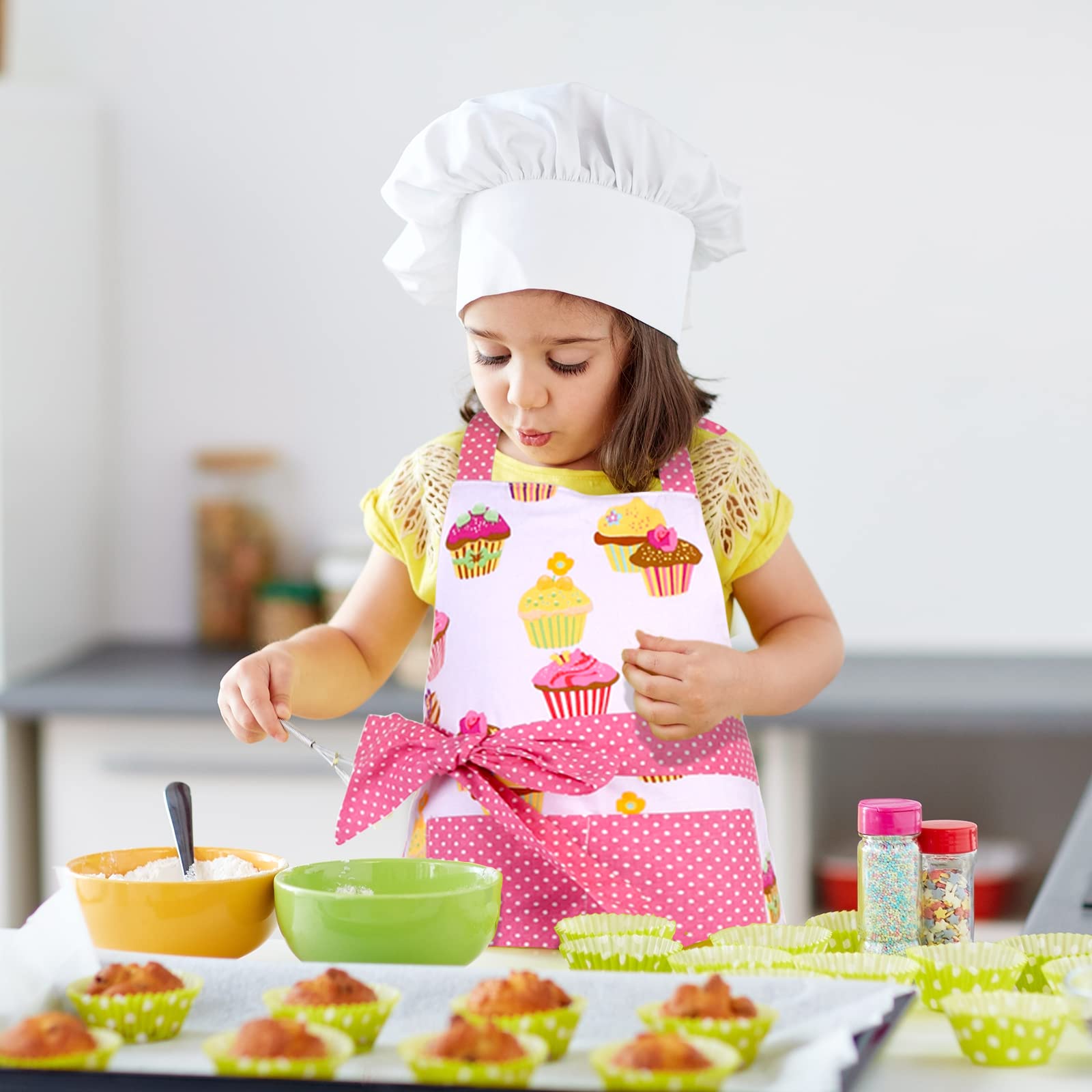 G2Plus Cotton Aprons, Toddler Apron With Pocket, Cupcake Pattern Apron For Cooking, Baking, Xmas, Gardening (Pink)