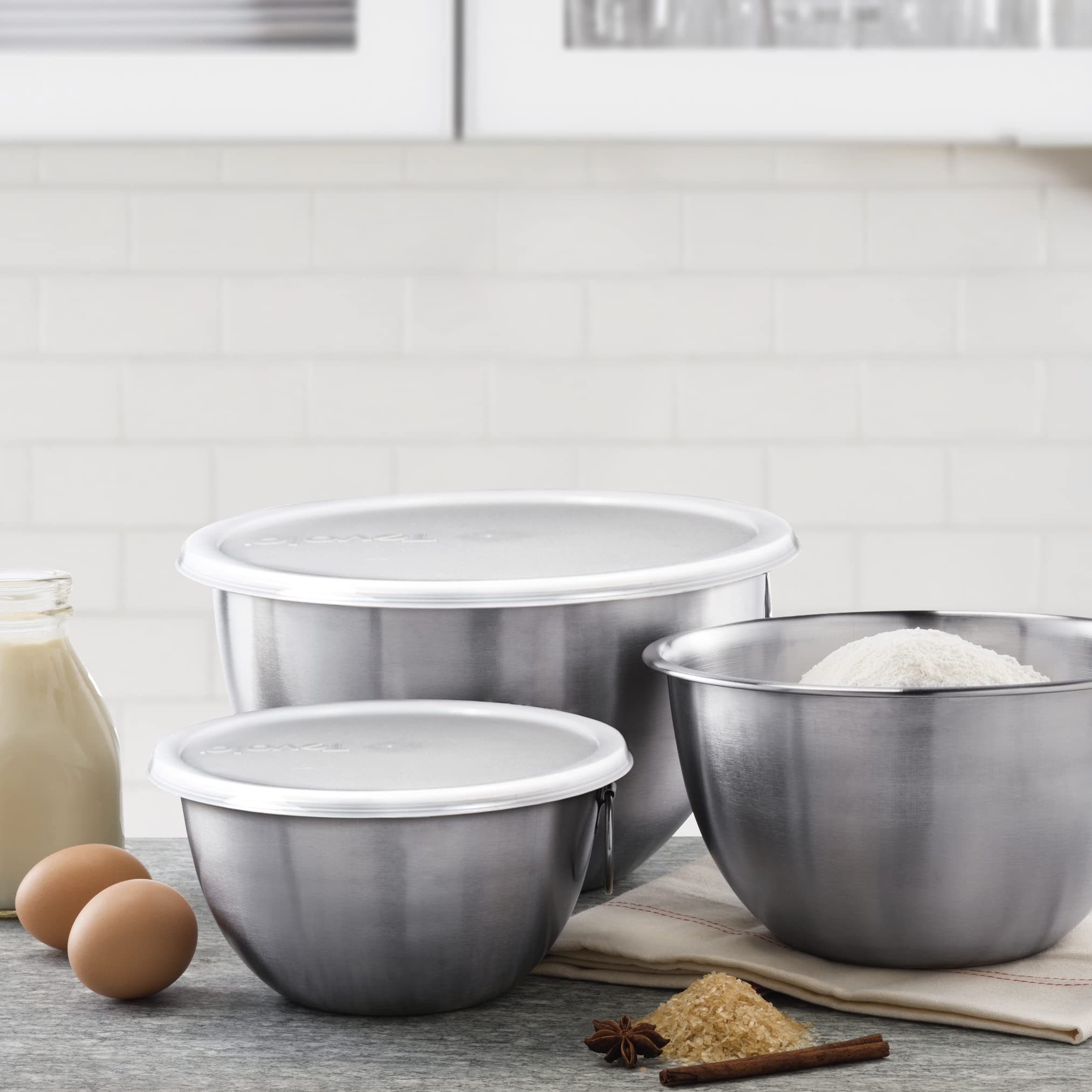 Tovolo Stainless Steel, Set Of 3 Mixing Tight-Seal Dishwasher-Safe Metal Bowls With Bpa-Free Lids For Food Storage, Stainless St