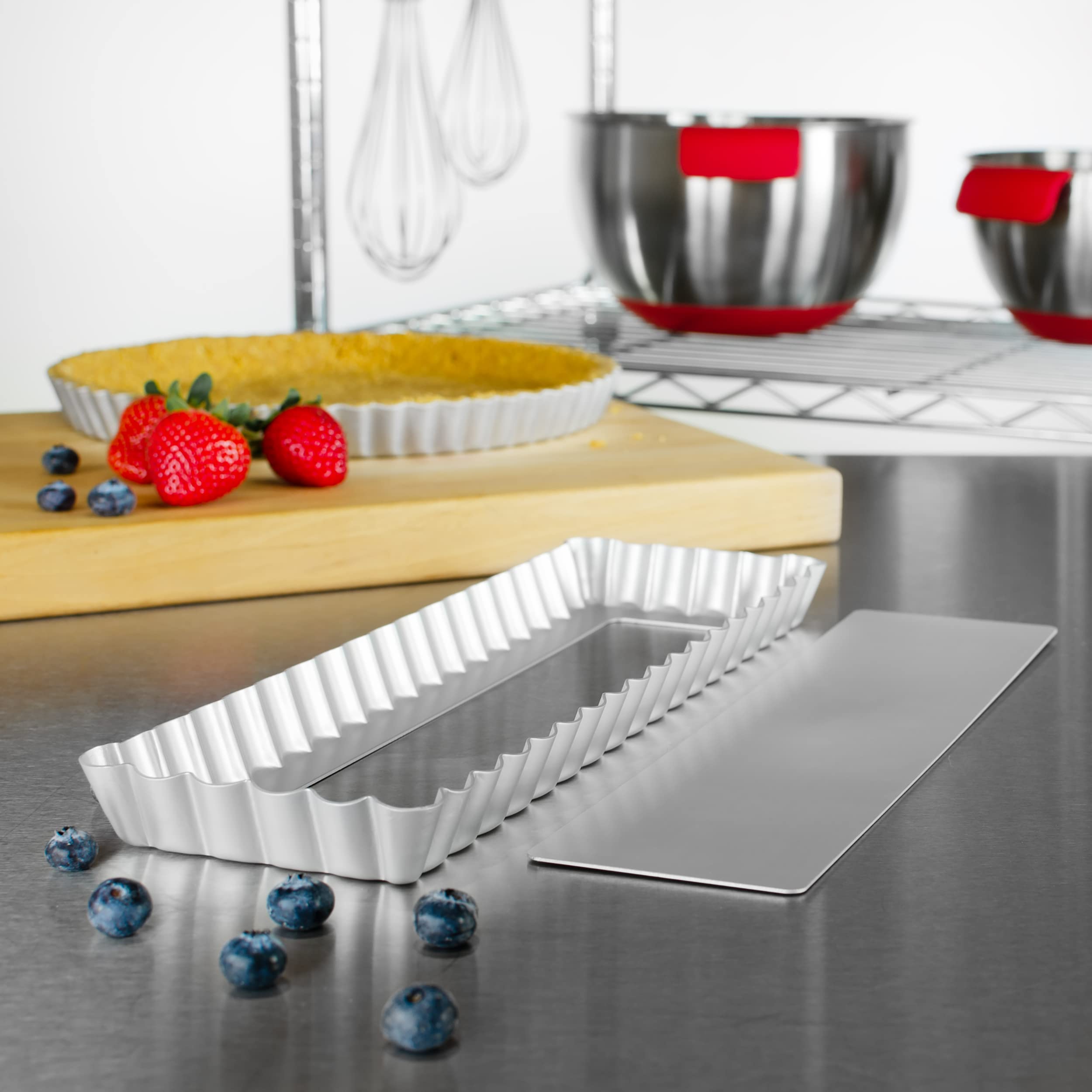 Fat Daddio's PFT-1375 Rectangle Fluted Tart Pan  13.75 x 4.25 Inch