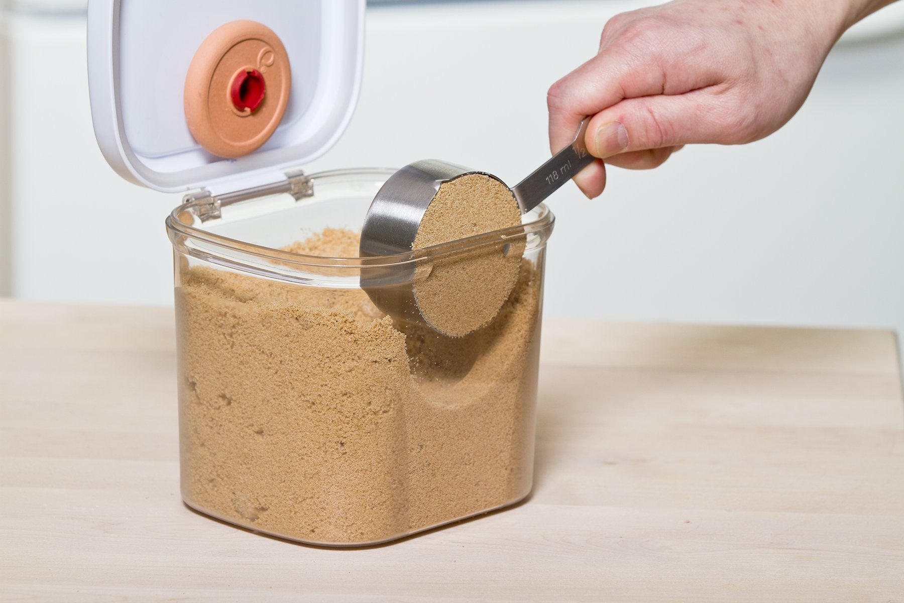 Prep Solutions By Progressive Brown Sugar Keeper With Lid, 1.5 Quarts