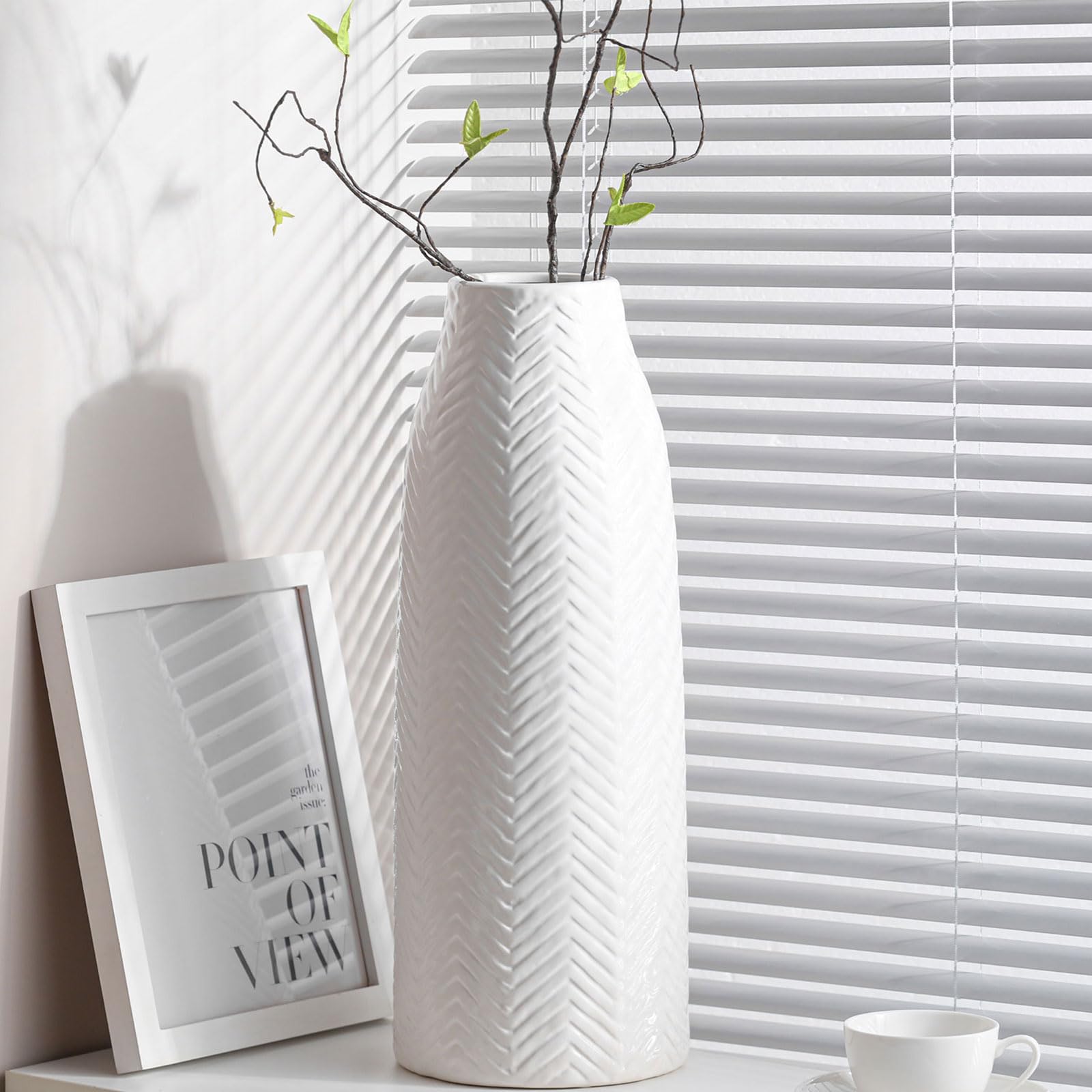 hjn Large White Vase- Ceramic Vase for Home Decor Flower Vase for Centerpieces, Tall Vases for Living Room/Bookshelf/Mantel/Tabl