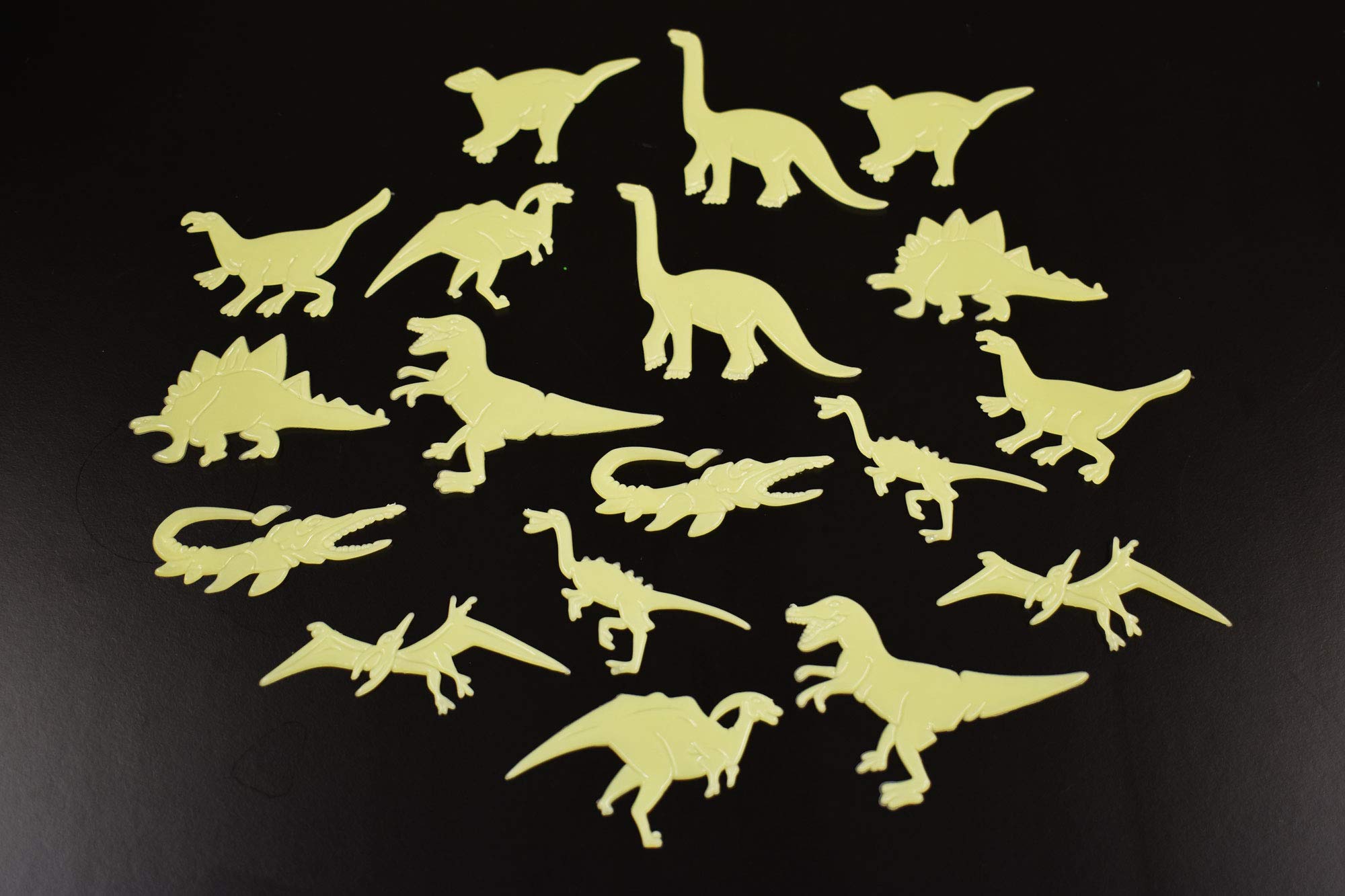 Directglow 18 Piece Glow In The Dark Dinosaurs Wall Ceiling Decor