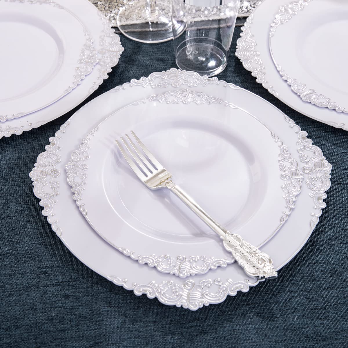 Hioasis 100pcs White Silver Plastic Plates for Party - 7.5 Dinner Plates Disposable, Heavy -duty, Classy and Elegant for Thanksg