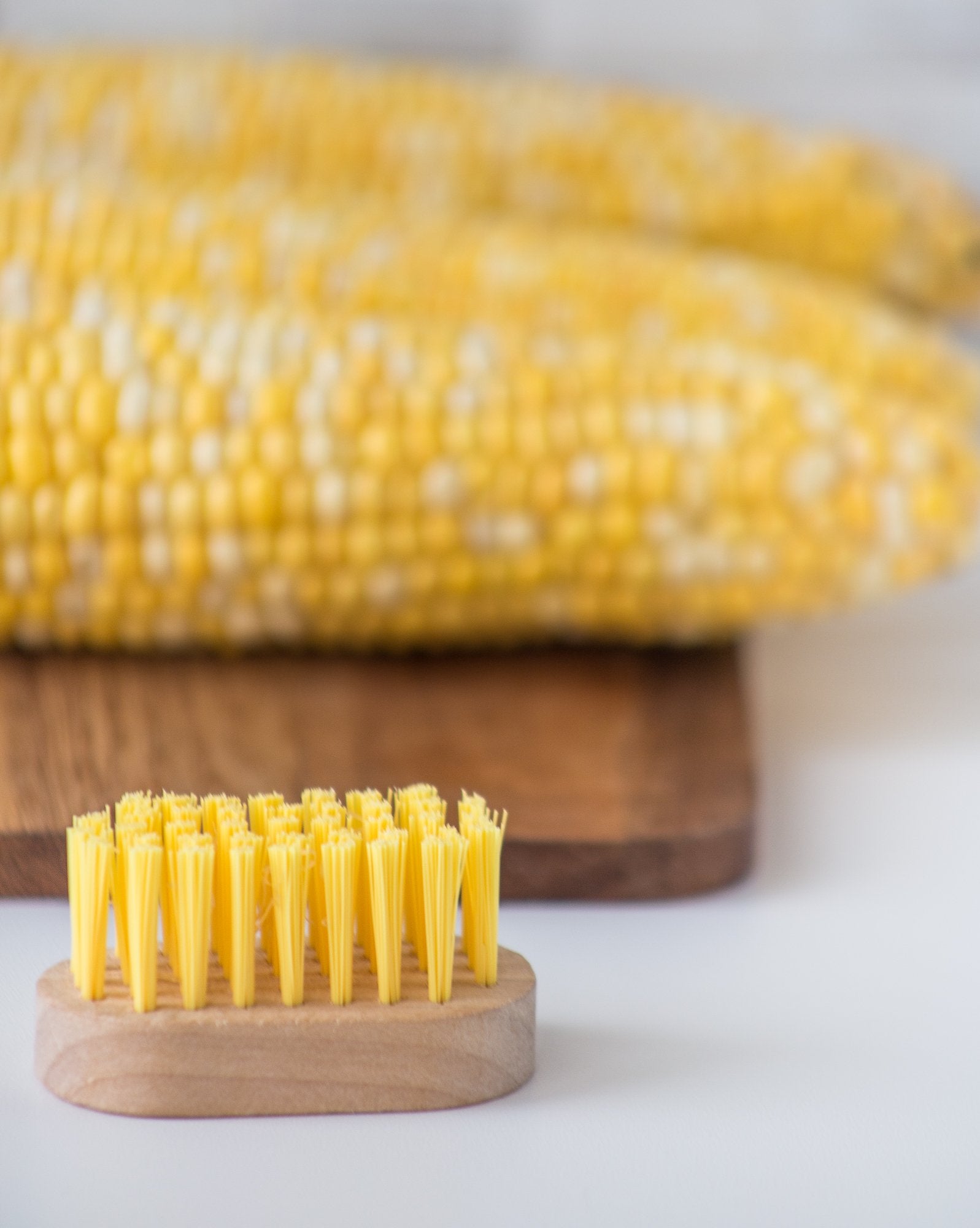 Fox Run Corn Desilking Brush, Wood And Plastic