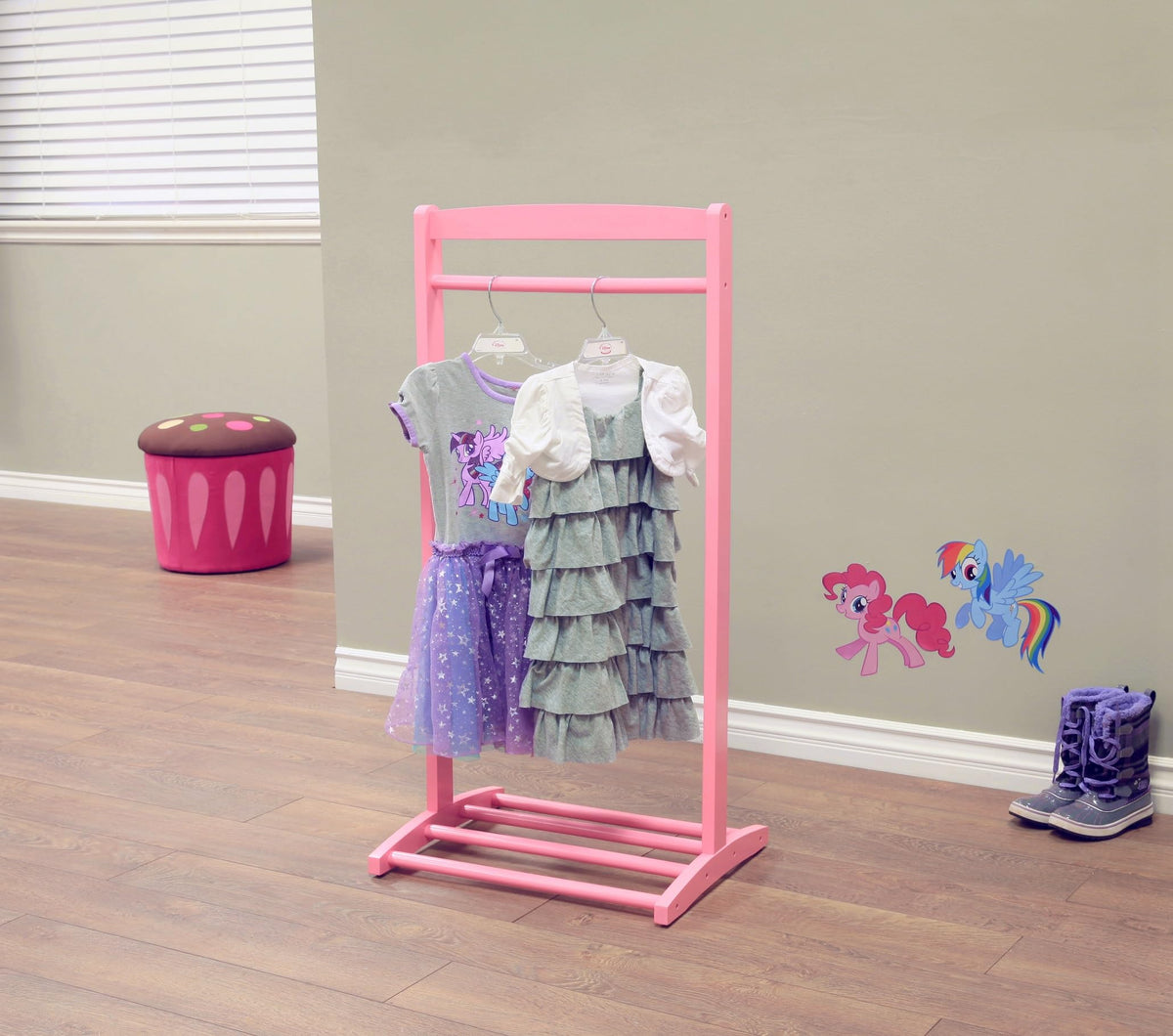 Frenchi Home Furnishing Kid'S Clothes Hanger, Pink