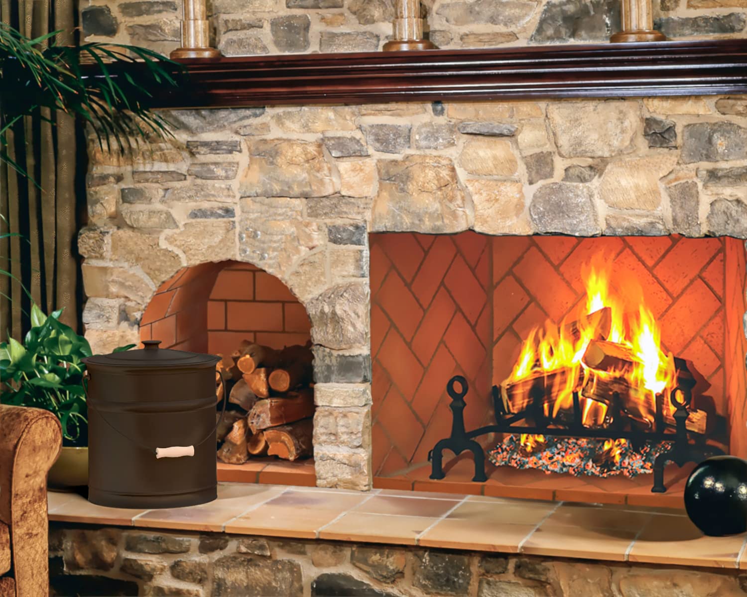 Plow & Hearth 3 Gallon Black Large Ash Bucket With Lid And Wood Handle | 28 Gauge Galvanized Iron Metal | Double Bottom | Tool F