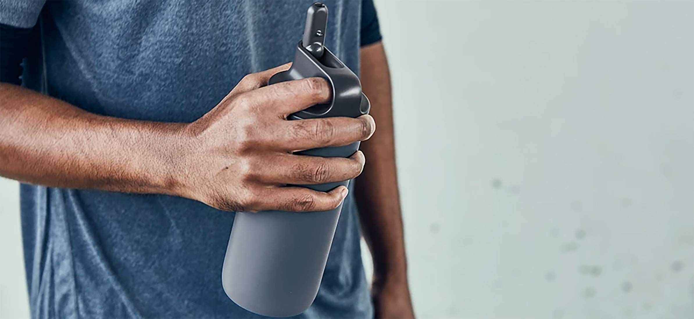 Kinto 20292 Active Tumbler, 27.1 Fl Oz (800 Ml), Black