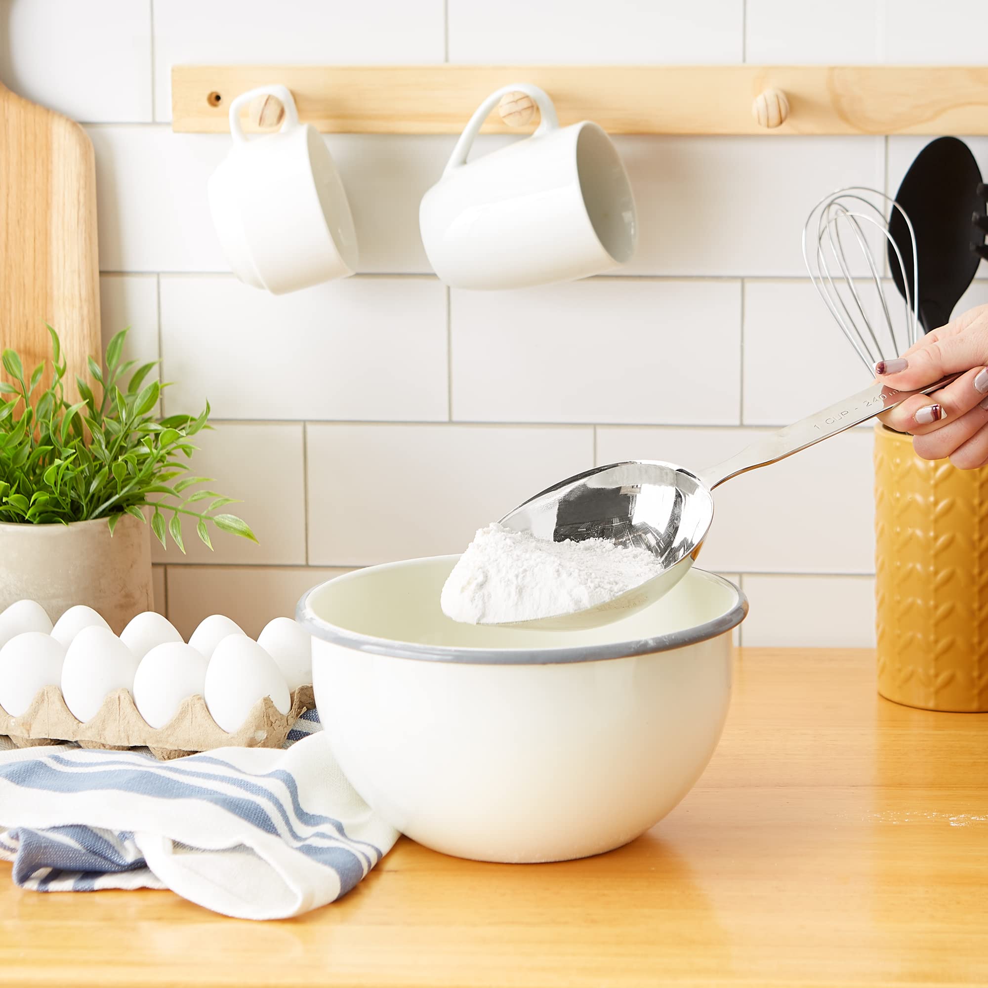 RSVP International Stainless Steel Measuring Scoop, Oval 1-Cup, Durable and Stylish Kitchen Tool, Model 8071