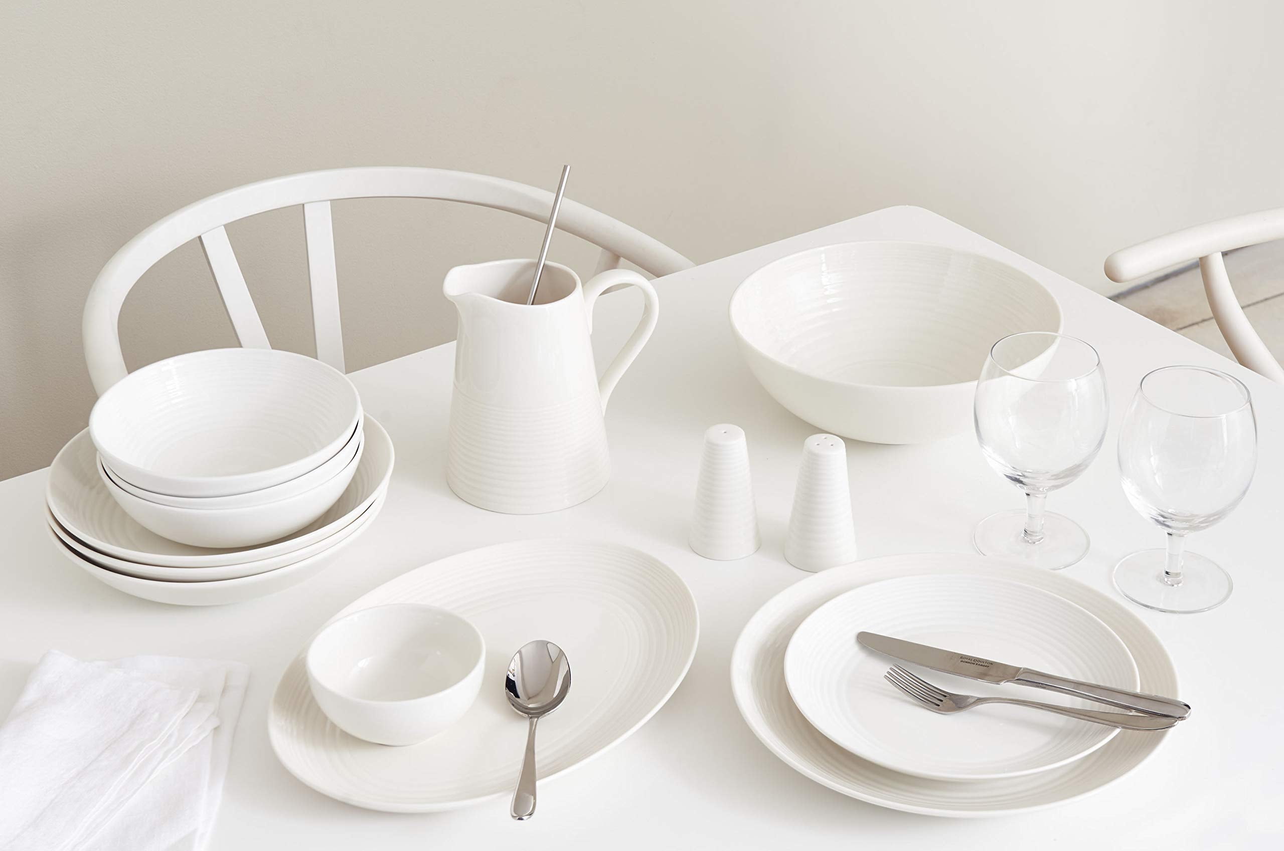 Royal Doulton Exclusively for Gordon Ramsay Maze White Serving Bowl  11.8