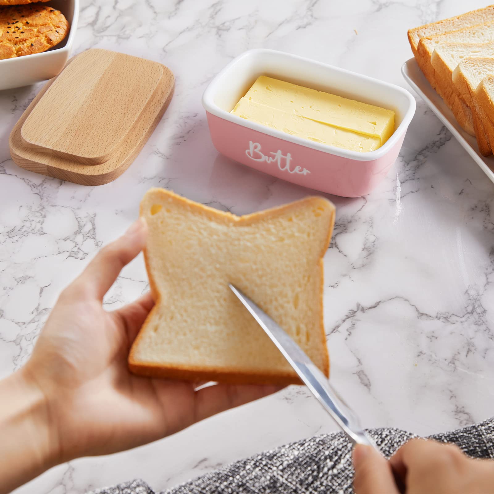 Alelion Pink Butter Dish With Lid For Countertop - Ceramic Farmhouse Butter Keeper Container With Thick Beech Wood Lid - Pink Ki