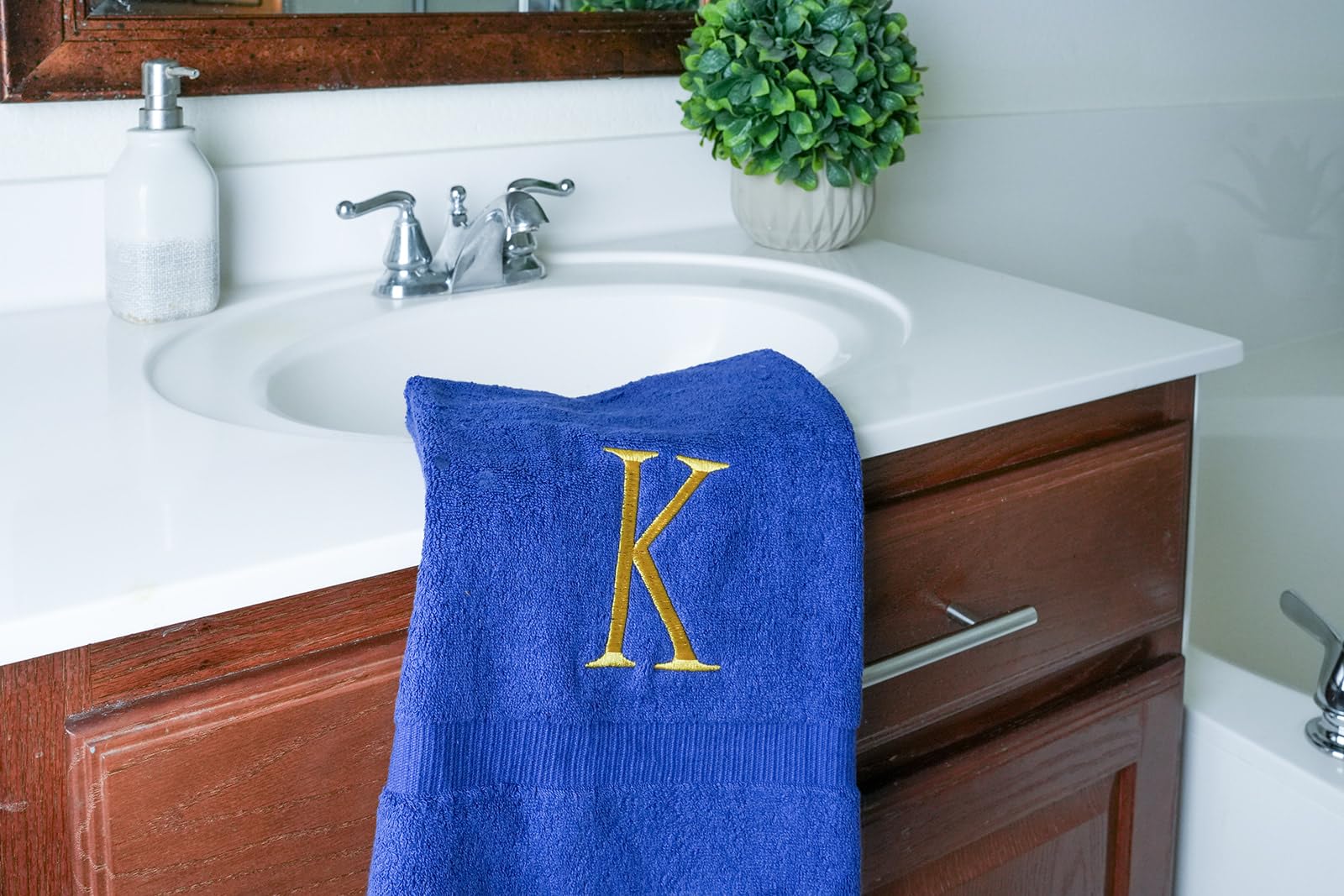 Navy Monogrammed Hand Towels For Bathroom - Navy And Gold Luxury Hotel Quality Personalized Initial Decorative Embroidered Towel