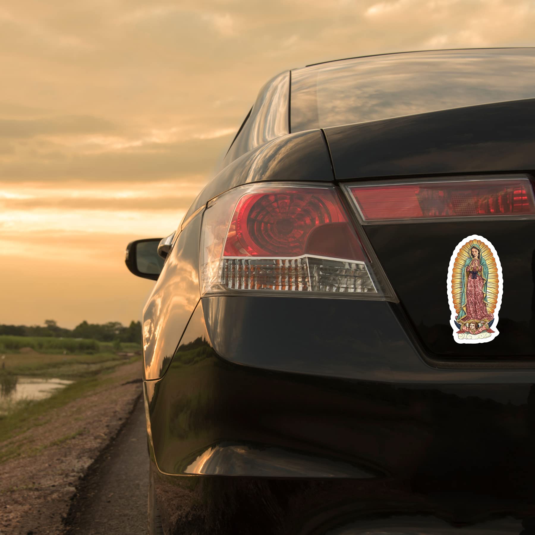 Needzo Religious Magnetic Decal for Cars, Refrigerators, and Whiteboards, Magnet for Catholic Gift Basket, 4.5 Inches (Our Lady