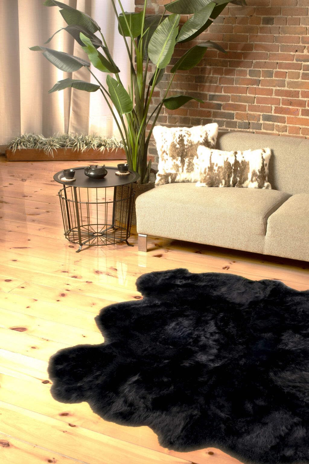 5 X 6 Black Wool Sheepskin Handmade Area Rug