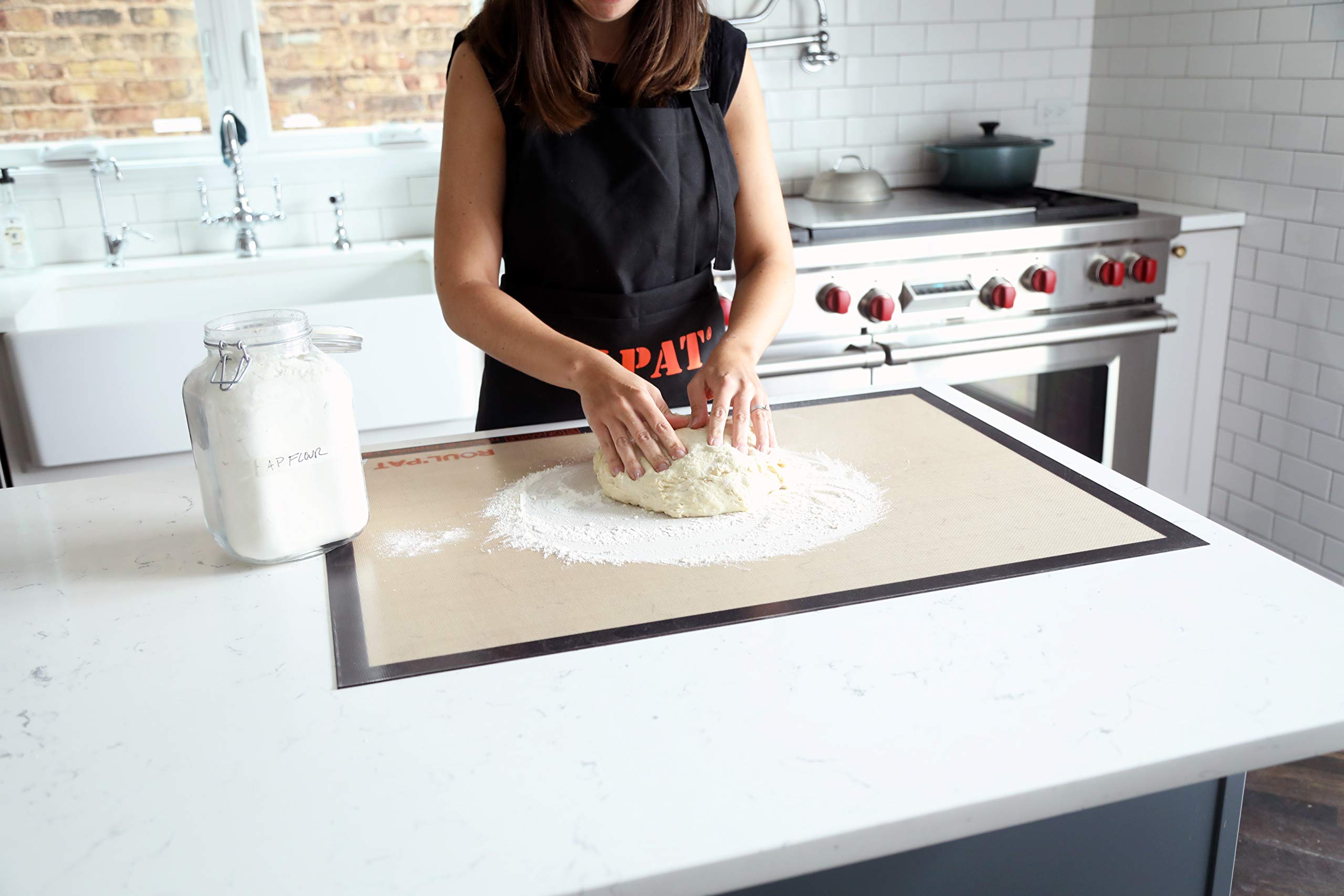 Silpat Roul' Pat Perfect Pastry Jumbo Size Non-Stick Silicone Countertop Workstation Mat, 23'' X 31.5'', Black, (Adn800585-00)