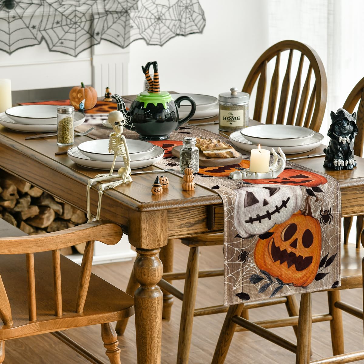 Artoid Mode Jack-O'-Lantern Pumpkins Spider Web Retro Halloween Table Runner, Seasonal Kitchen Dining Table Decoration For Home