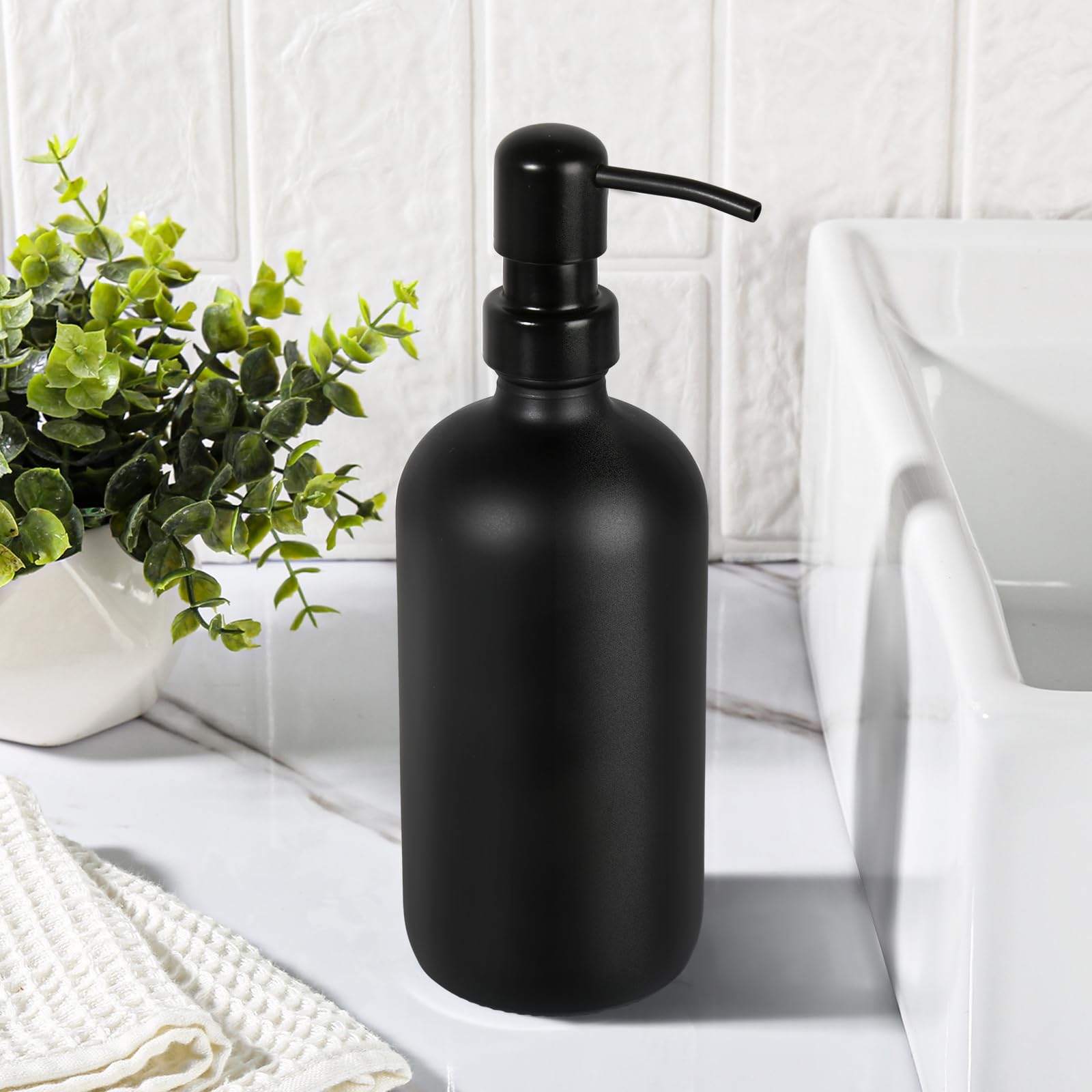 Gmisun Black Soap Dispenser, 1 Pack Matte Black Bathroom Hand Soap Dispenser, 16 Oz Dish Soap Dispenser For Kitchen With Rustpro