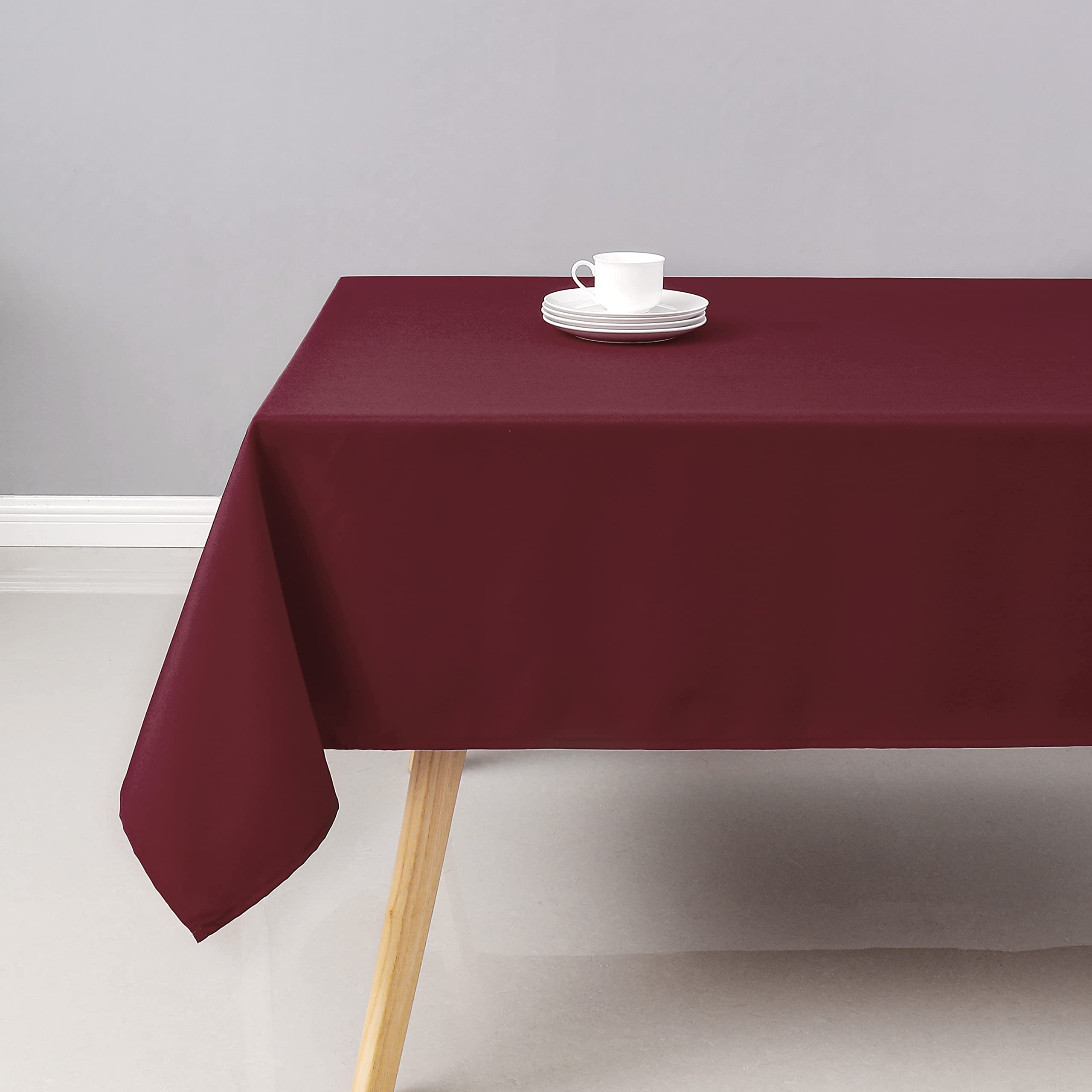 Wewoch Burgundy Rectangle Tablecloth Wrinkle Resistant Washable Fabric Table Cloth For Dining,Kitchen, Parties Weddings And Outd