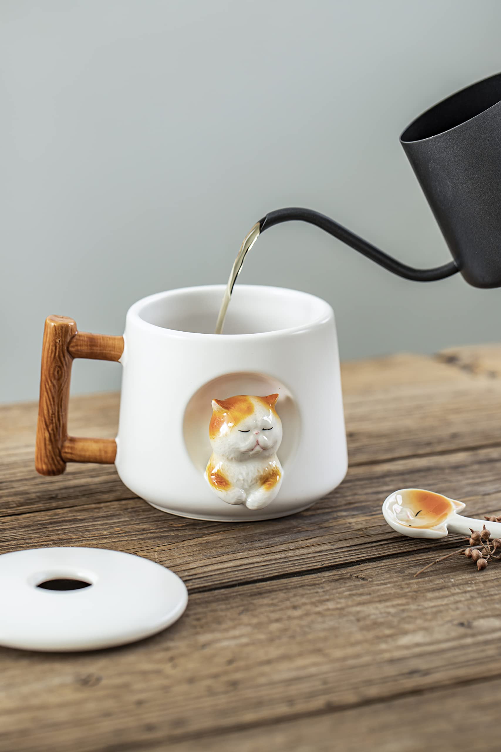 DIHOclub Ceramic Coffee Mug with Lid and Matching Spoon,Novelty 3D Cat Pattern Mug for Tea Milk Chocolate Juice,Cute Cup for Dog