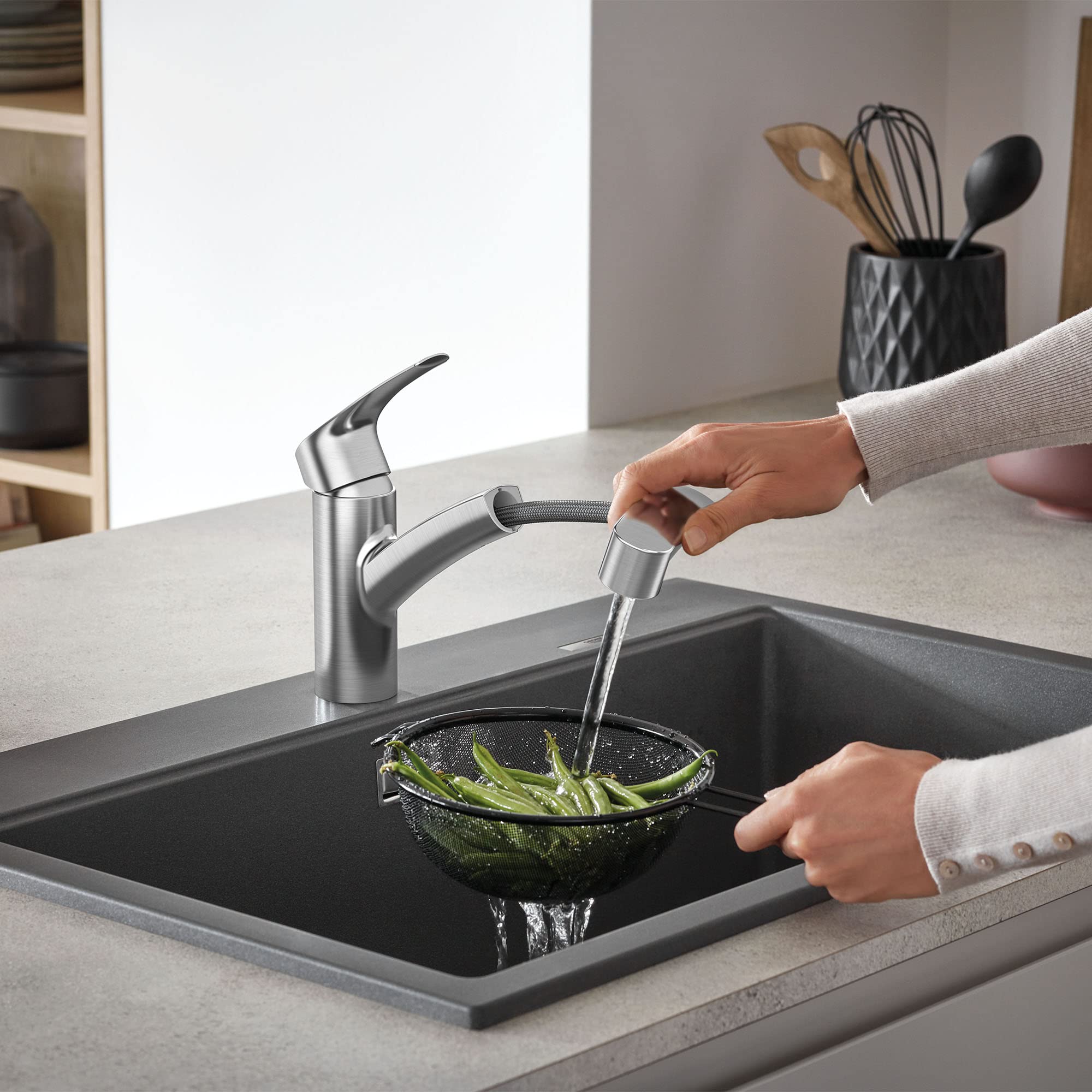 Grohe 30306Dc1 Eurosmart Dual Spray Pull-Out Kitchen Faucet With Sprayer Supersteel (Stainless Steel)