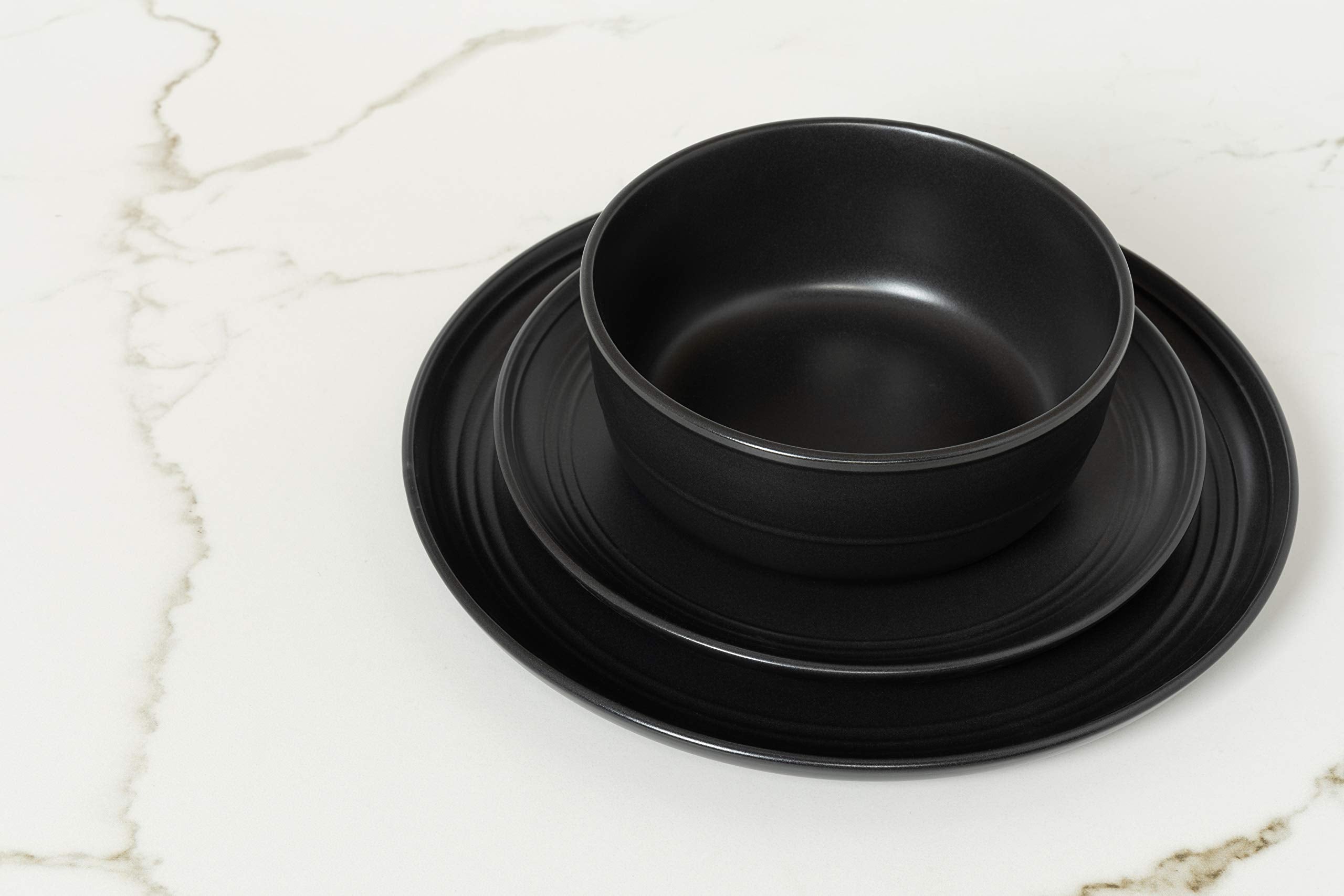 10 Strawberry Street Double Line 16 Piece Dinnerware Set, Matte Black