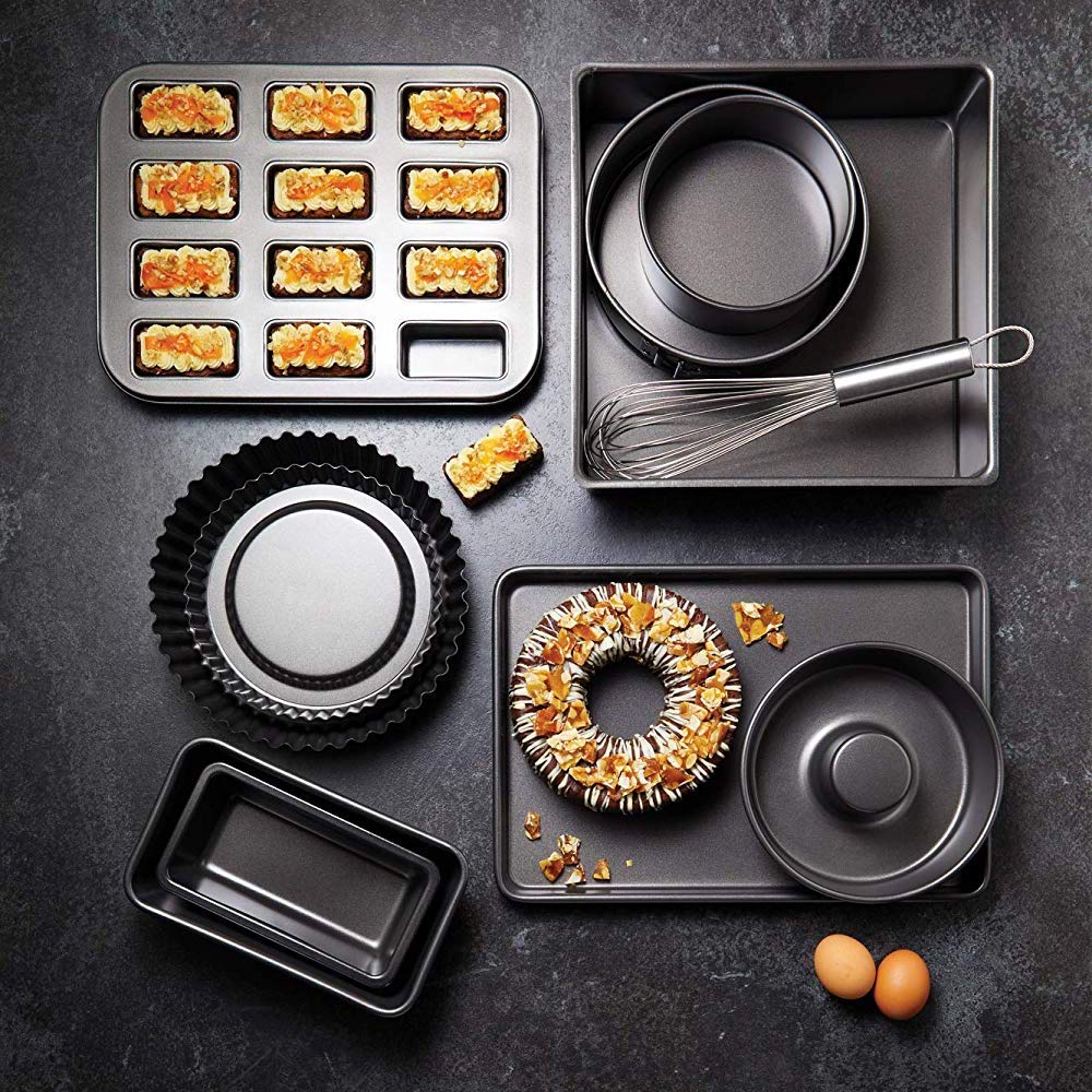 MasterClass KCMCHB76 20 cm Ring Cake Tin with PFOA Non Stick  Robust 1 mm Carbon Steel  8 Inch Savarin Mould  Grey