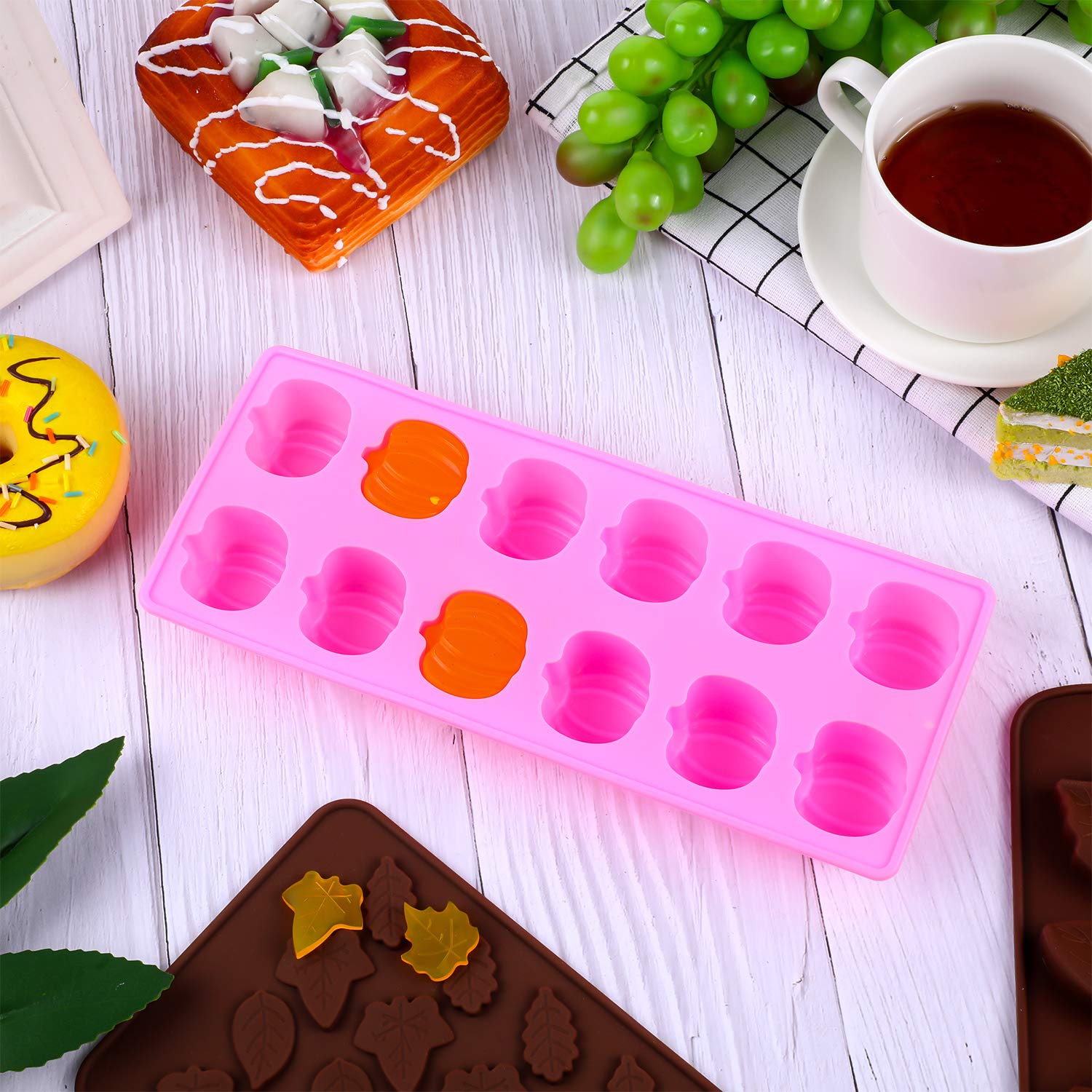 Patelai 6 Pieces Thanksgiving Silicone Molds Include Pumpkin Silicone Molds And Fall Leaves Silicone Molds For Making Holiday Ca