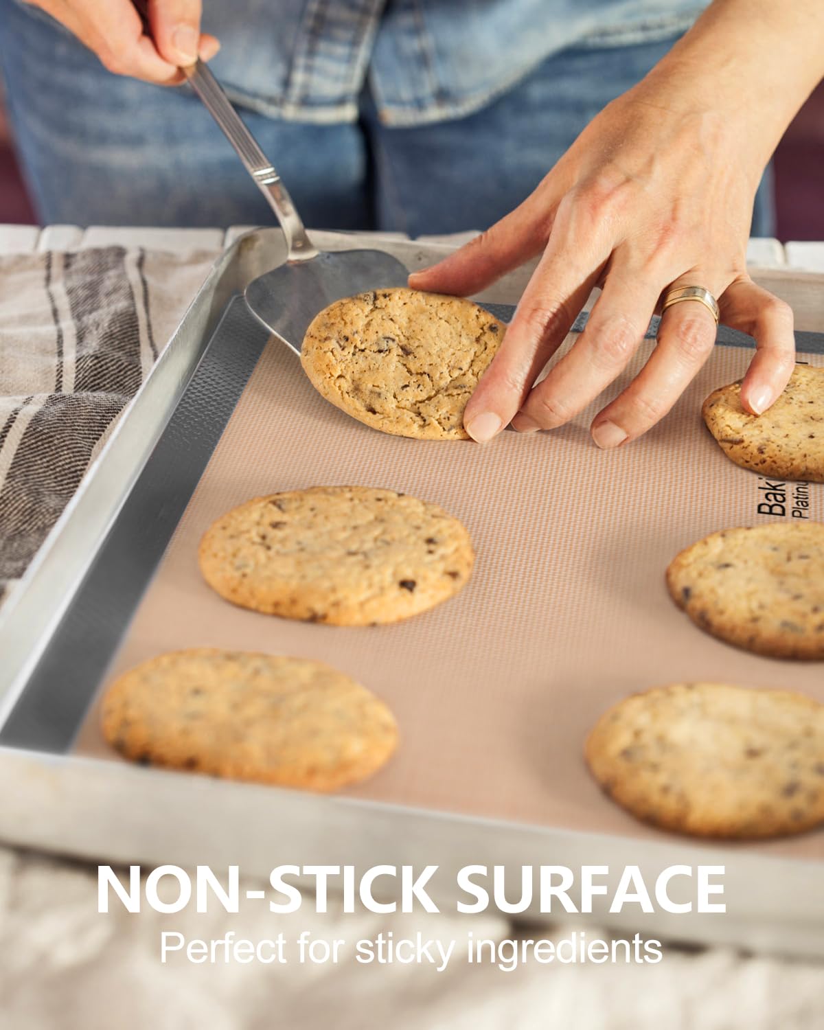 Silicone Baking Mat, Sopito Non Stick, Food Safe Platinum Silicone Cookie Baking Liners, Reusable 16.5'' X 11.6'' Oven Liners Sh