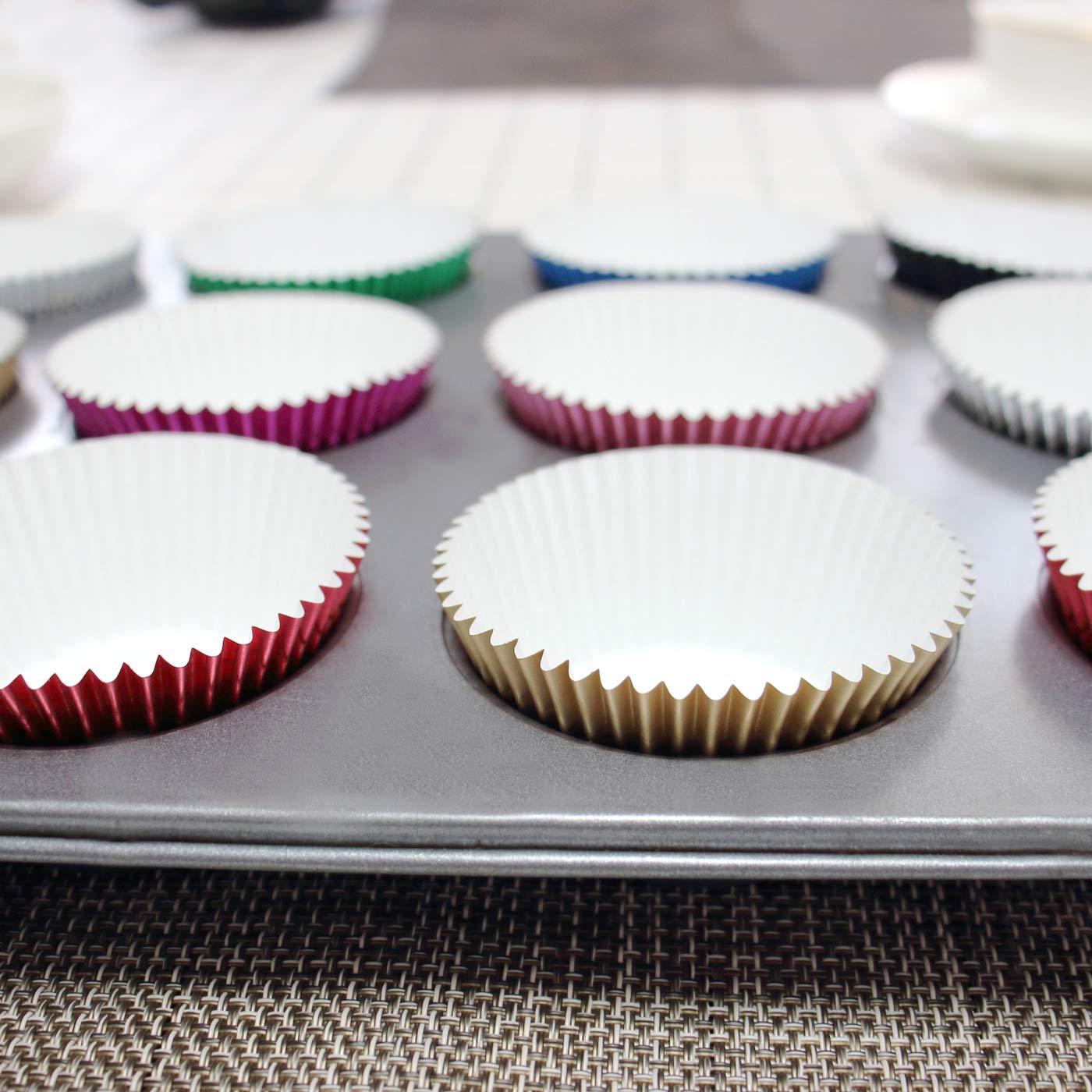 Eoonfirst Light Gray Foil Cupcake Case Liners Baking Muffin Paper Cups 198 Pcs