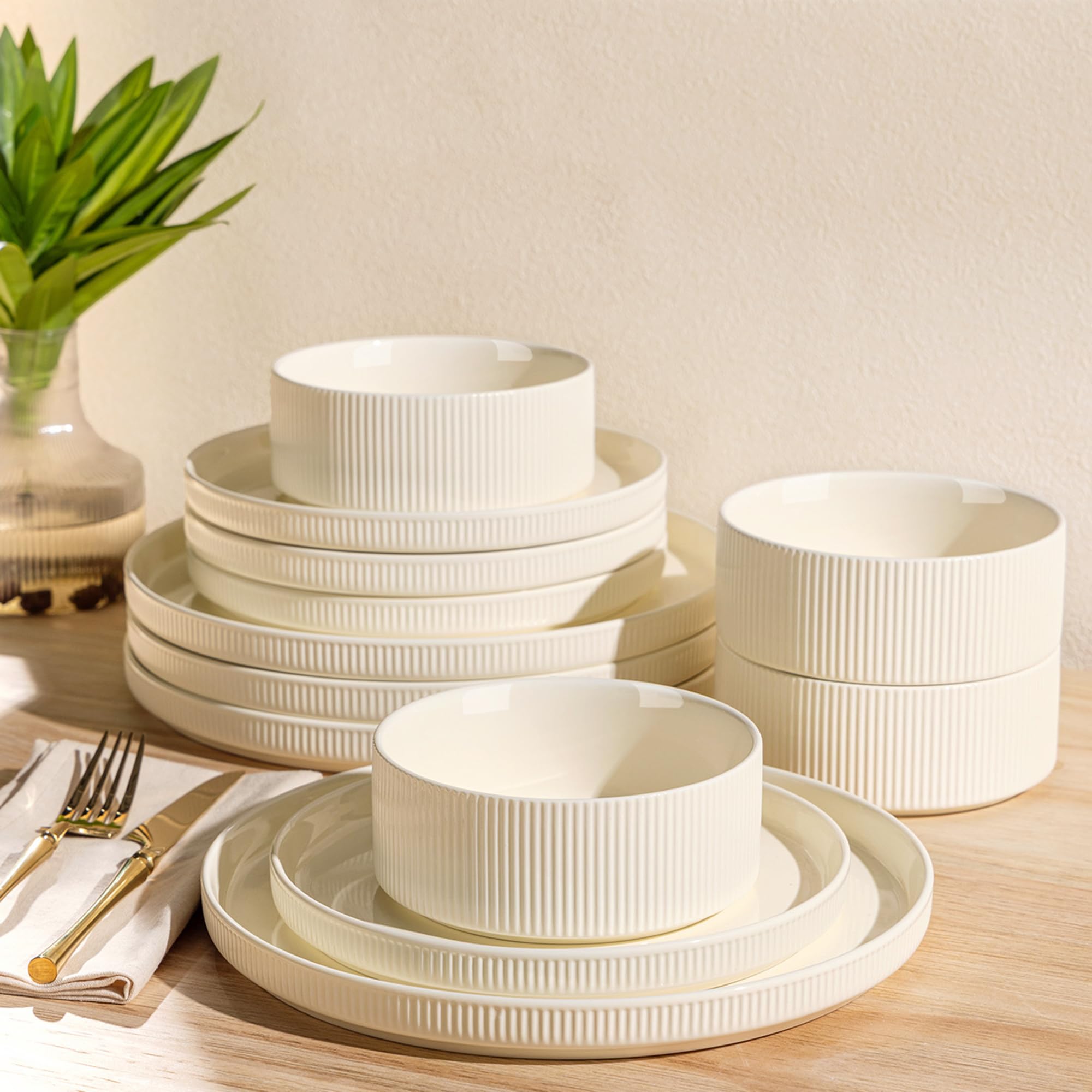 TheTerra Ceramic Dinnerware Sets for 4, 12 Pieces Porcelain Lightweight Plates and Bowls Sets, Scratch Resistant Dish Set, Oven 